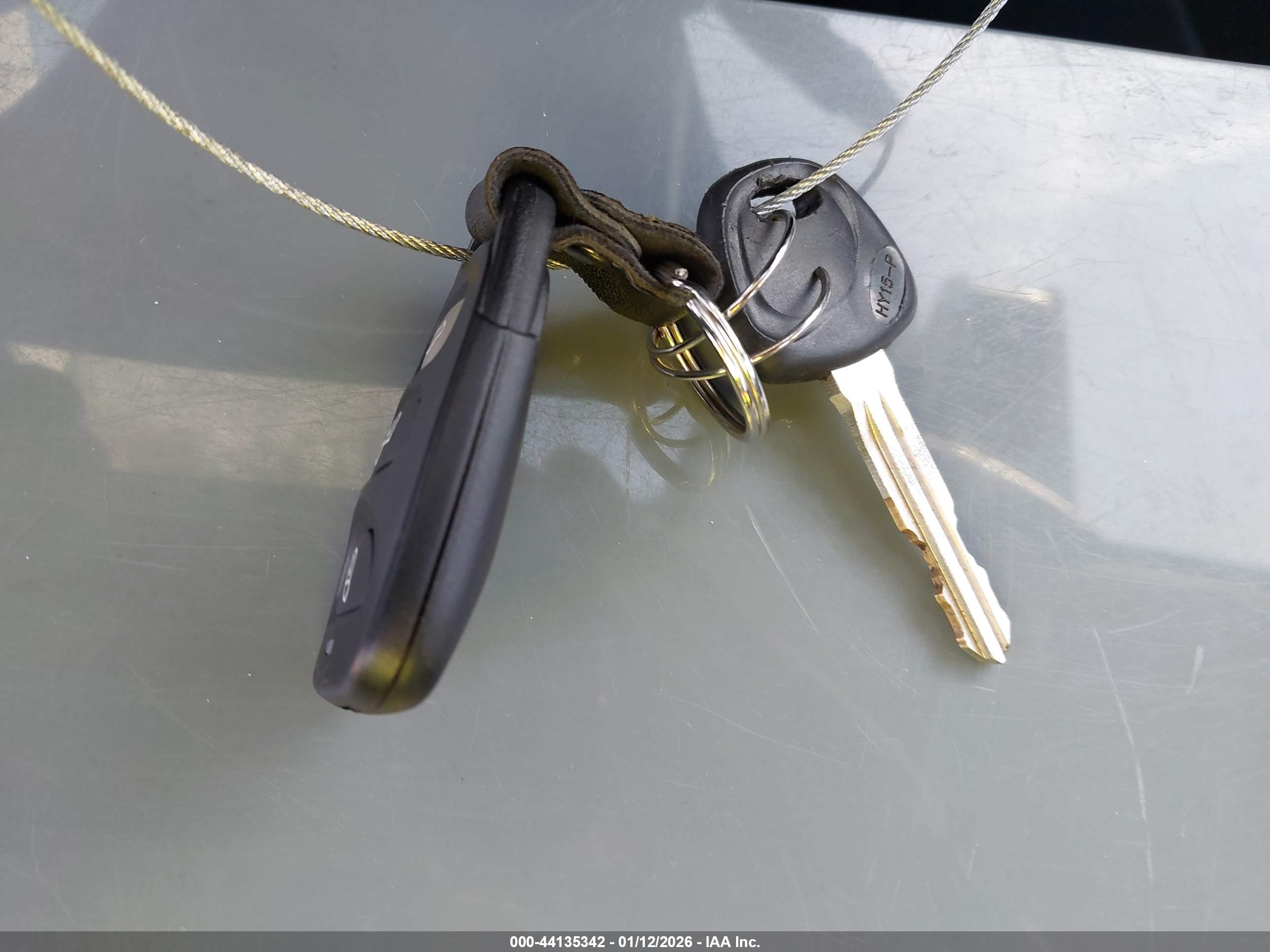 HYUNDAI ELANTRA image 11