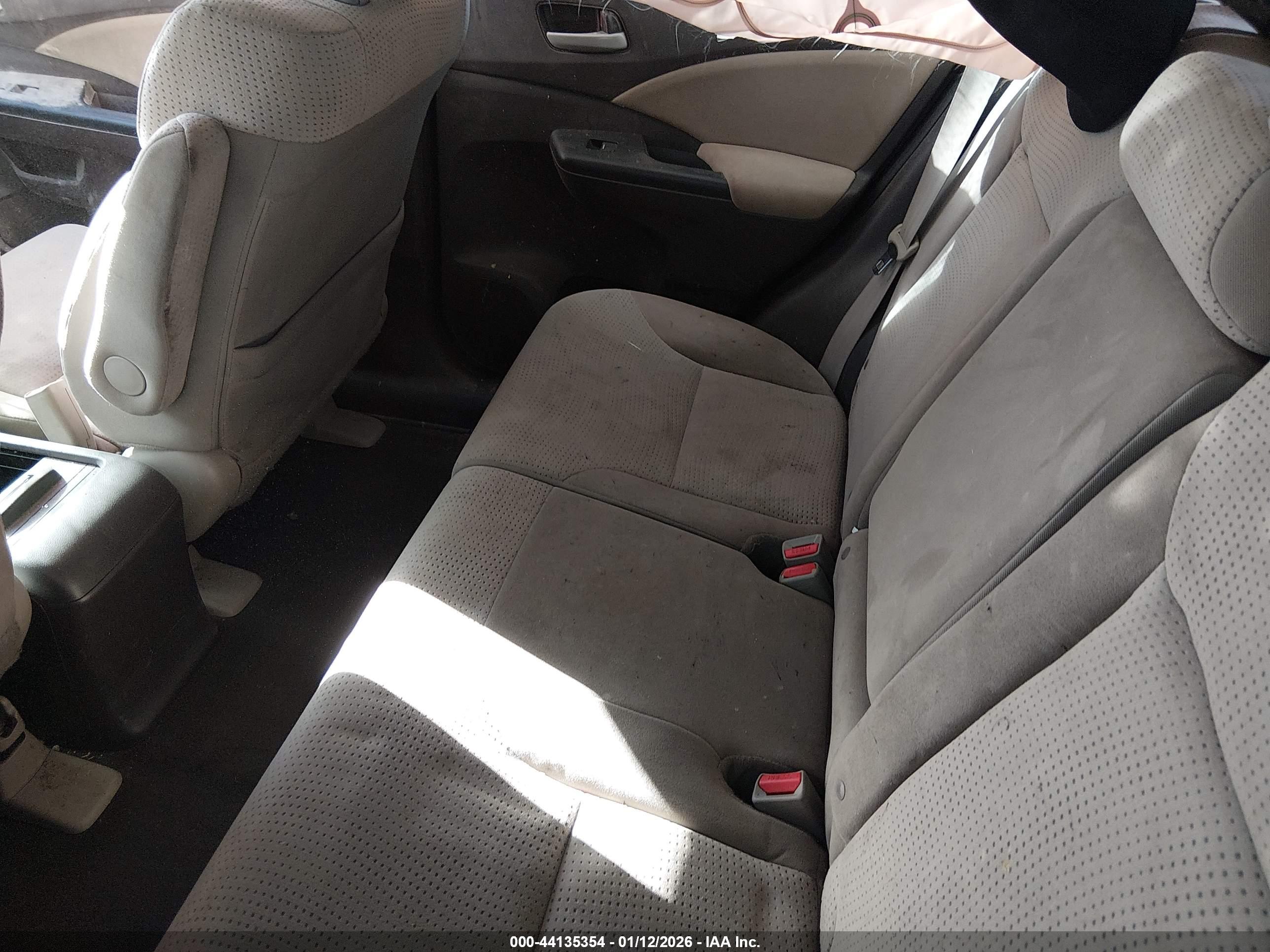 HONDA CR-V image 8
