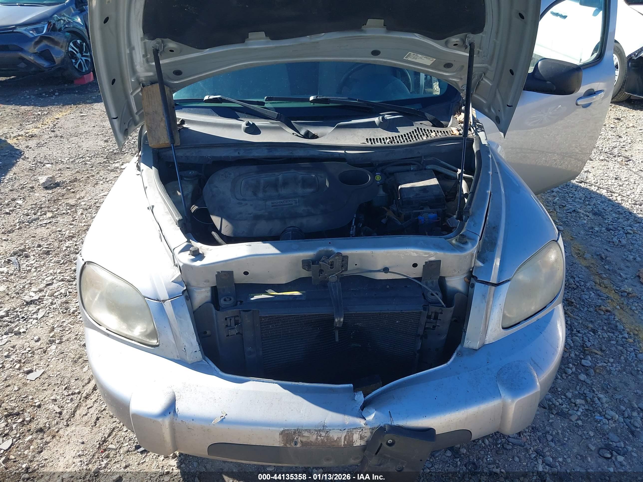 CHEVROLET HHR image 10