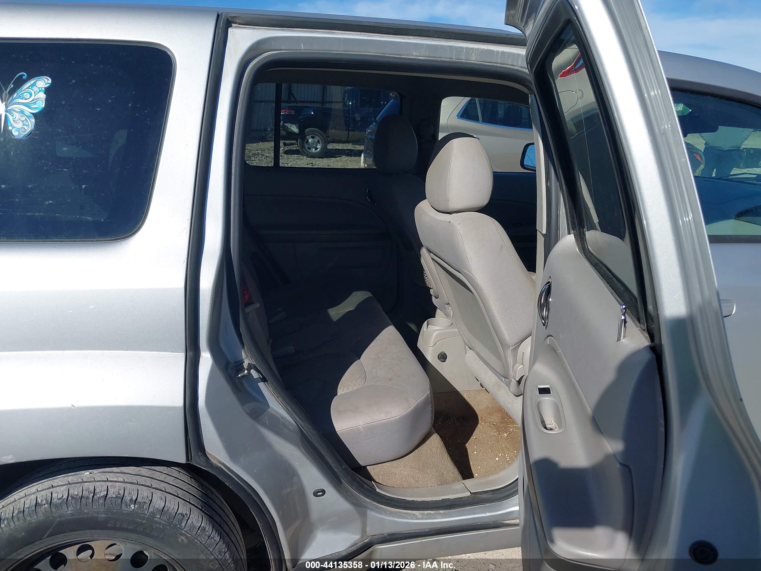 CHEVROLET HHR image 8