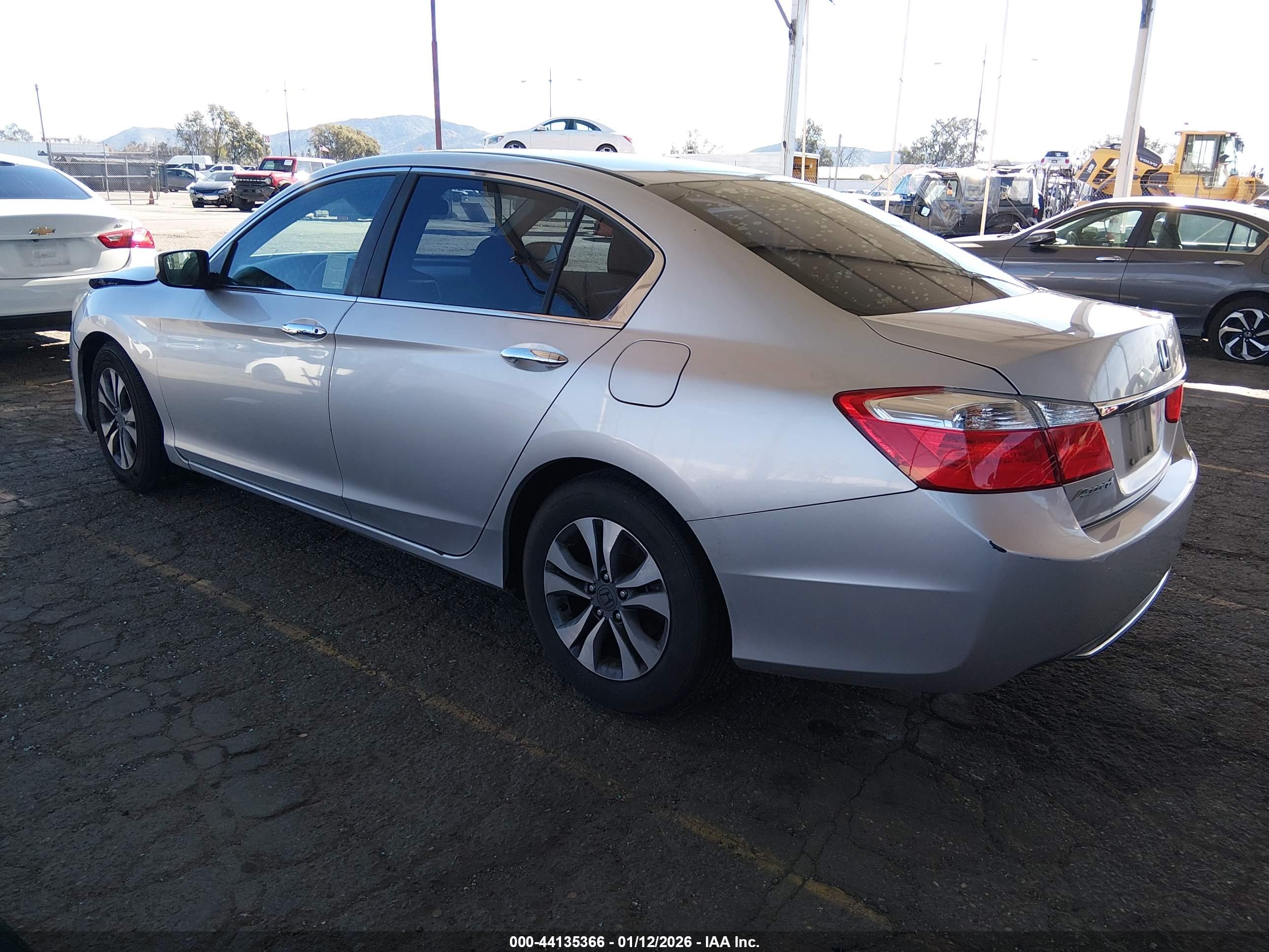 HONDA ACCORD image 3