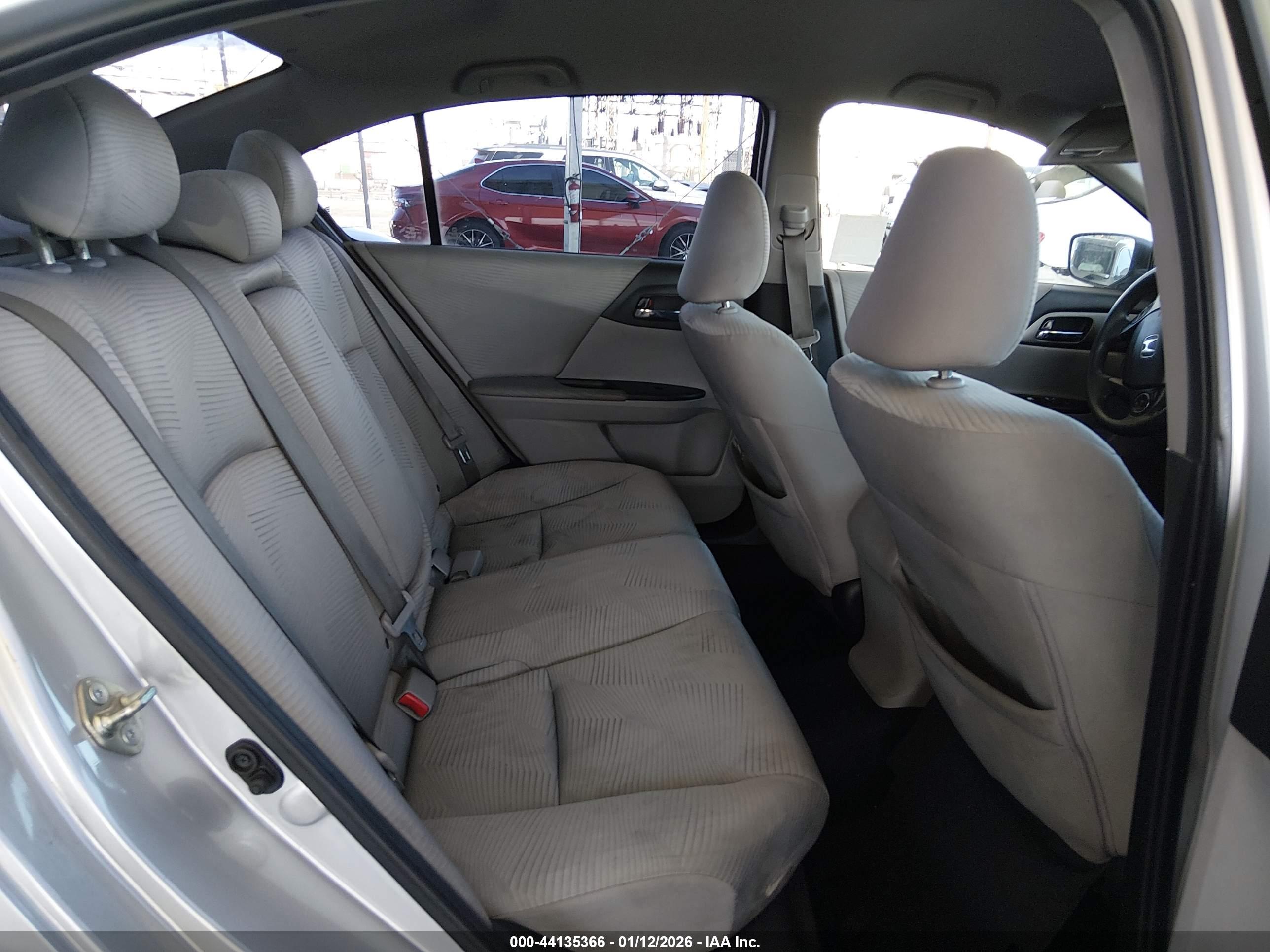 HONDA ACCORD image 8