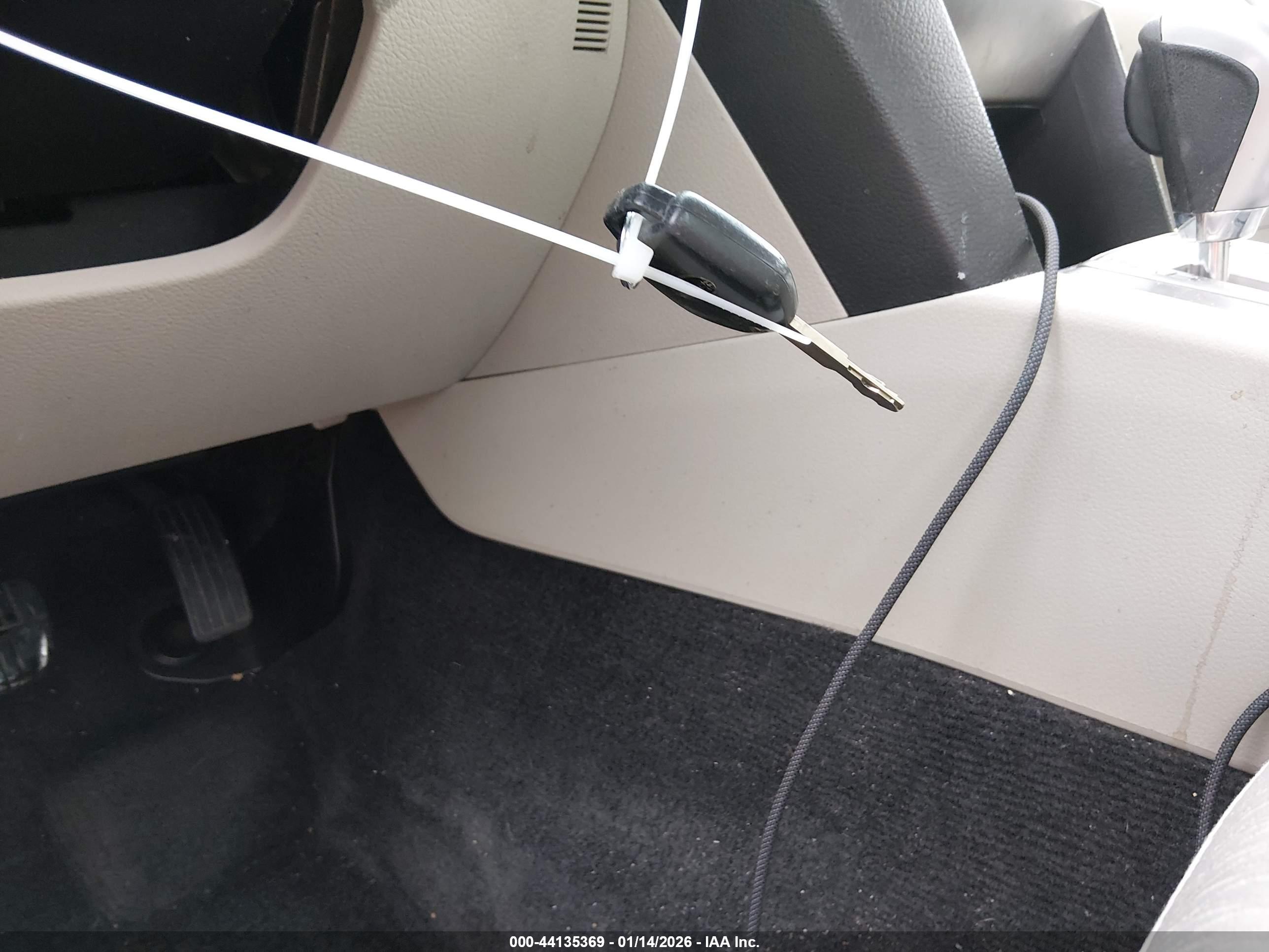 SUBARU LEGACY image 11