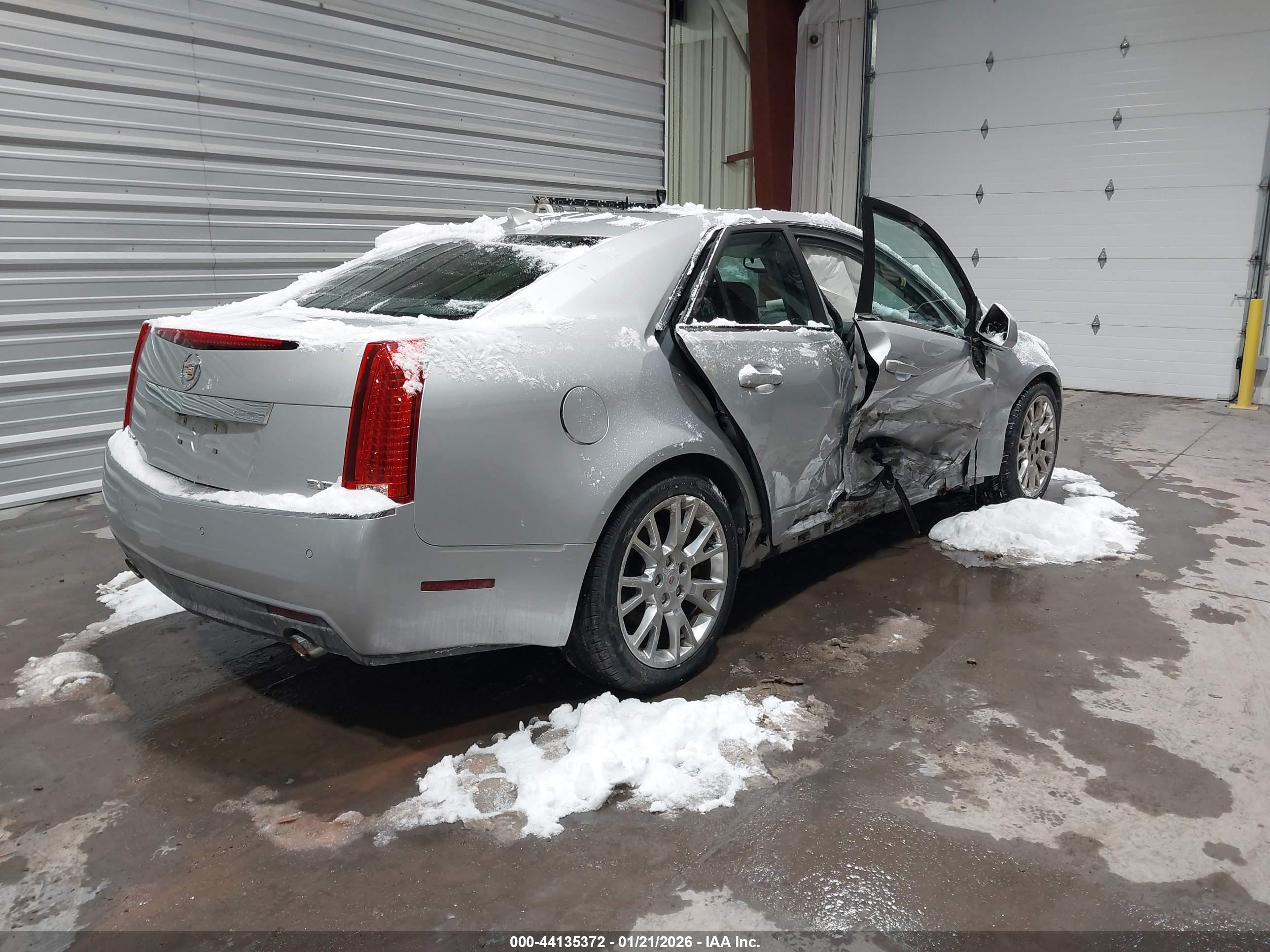 CADILLAC CTS image 4