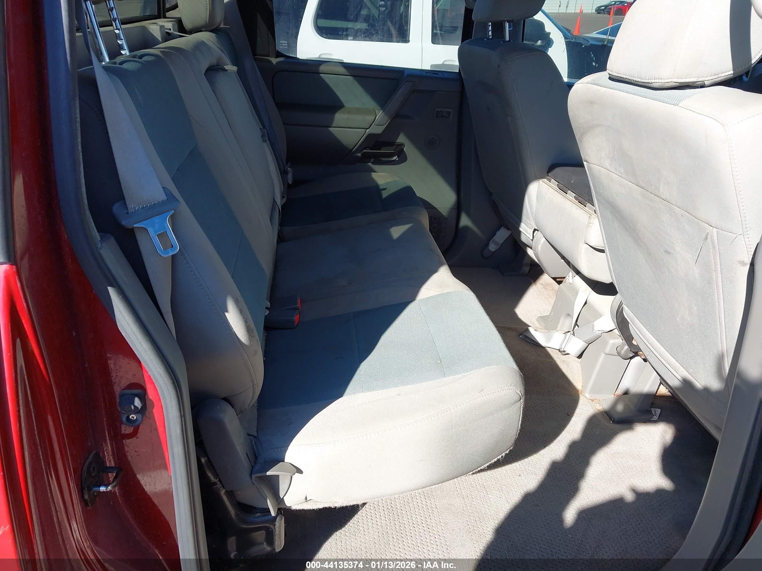 NISSAN TITAN image 8
