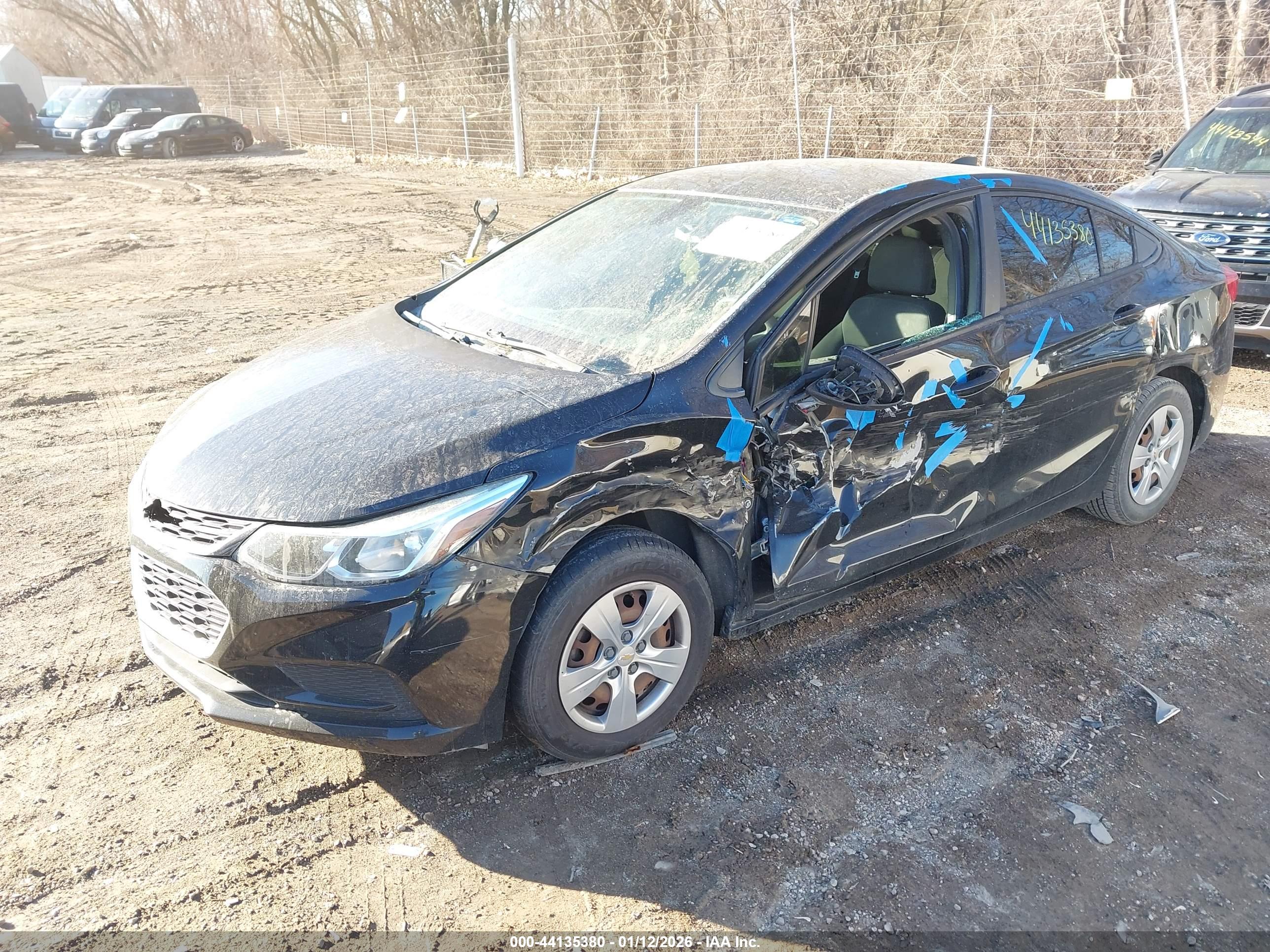CHEVROLET CRUZE image 2