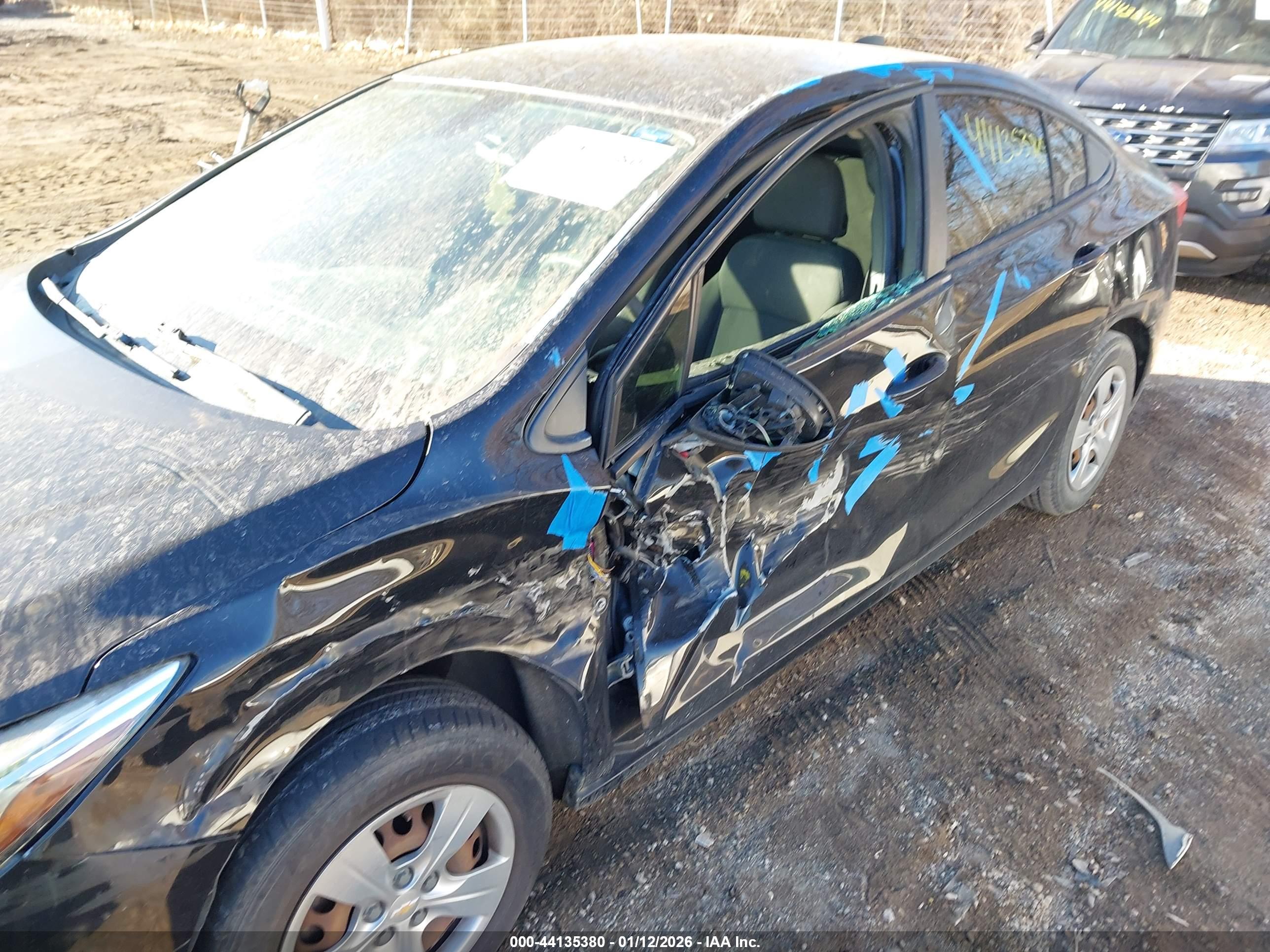CHEVROLET CRUZE image 6