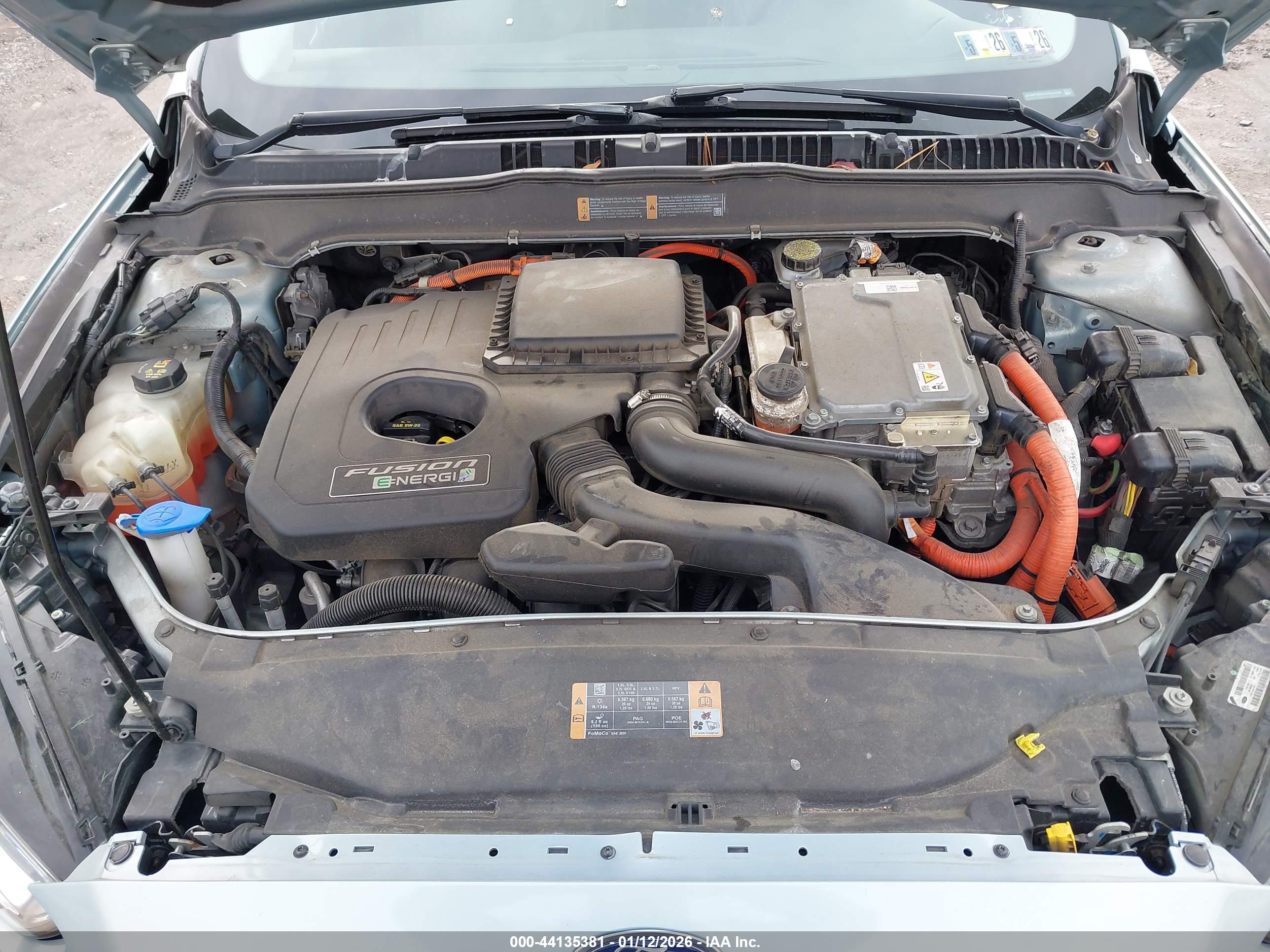 FORD FUSION image 10