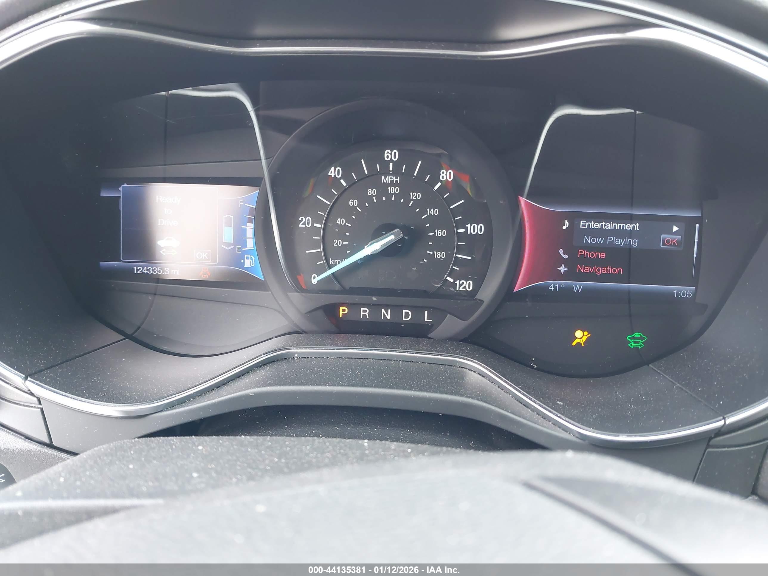 FORD FUSION image 7