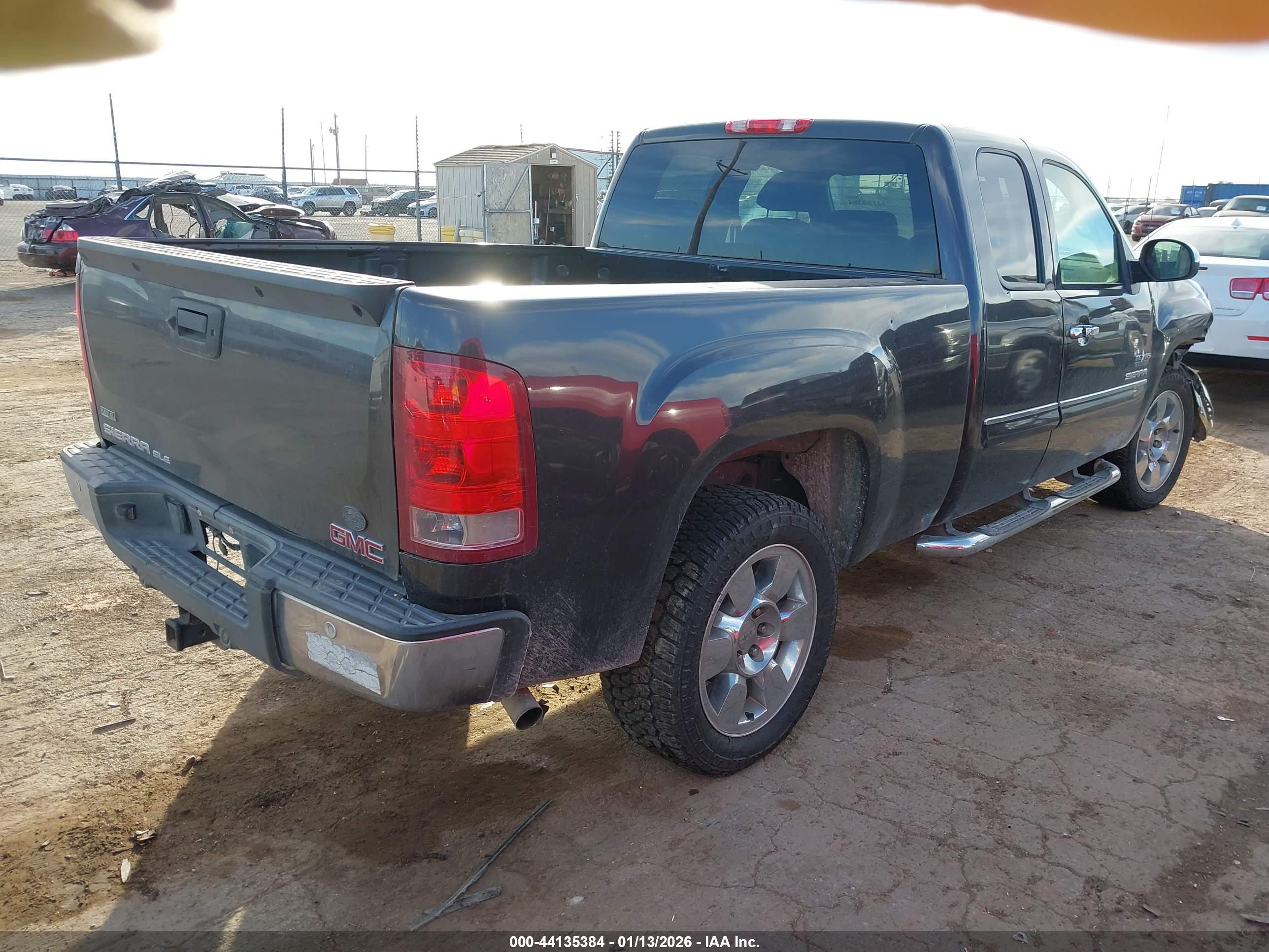 GMC SIERRA image 4
