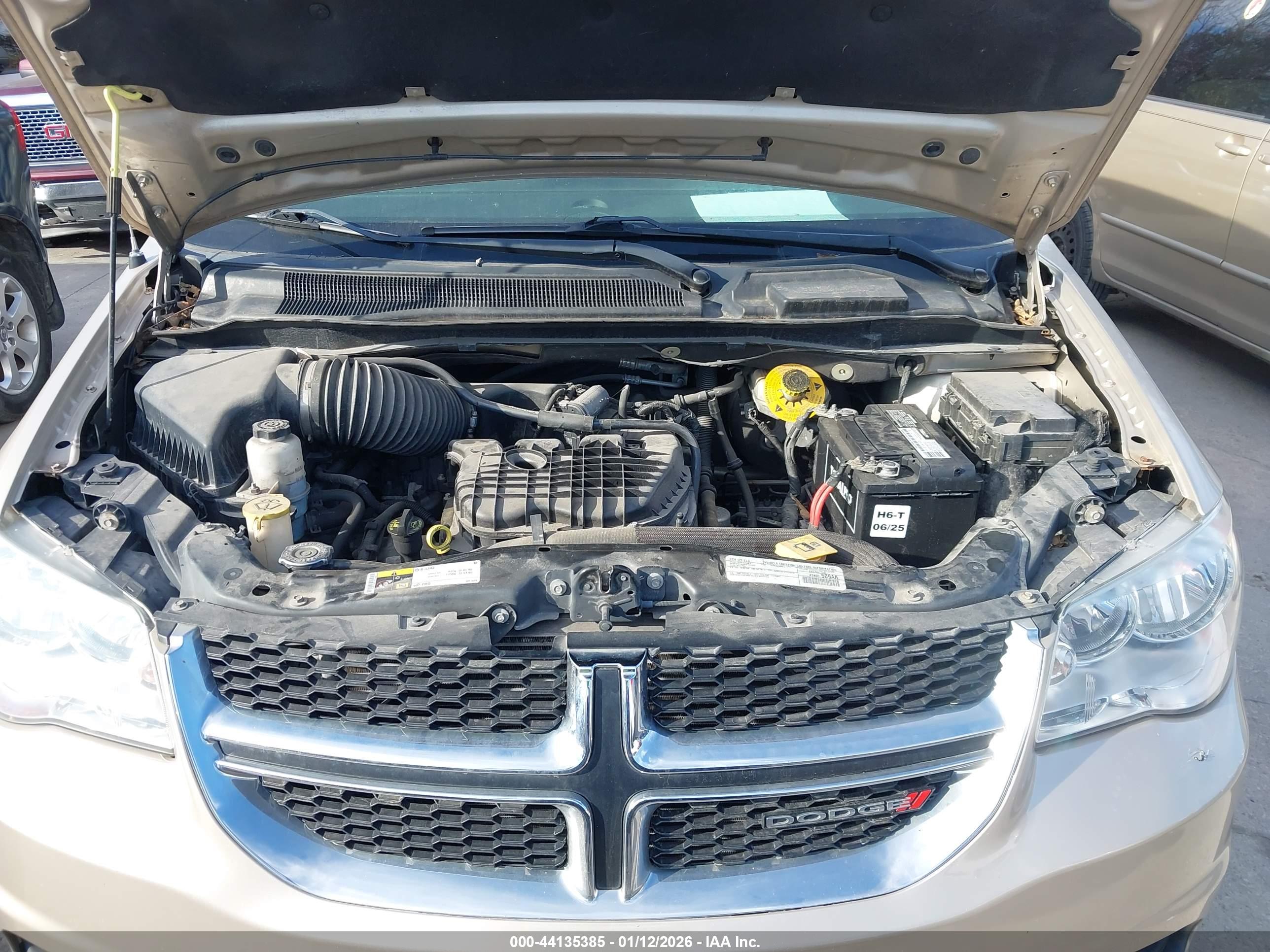 DODGE GRAND image 10