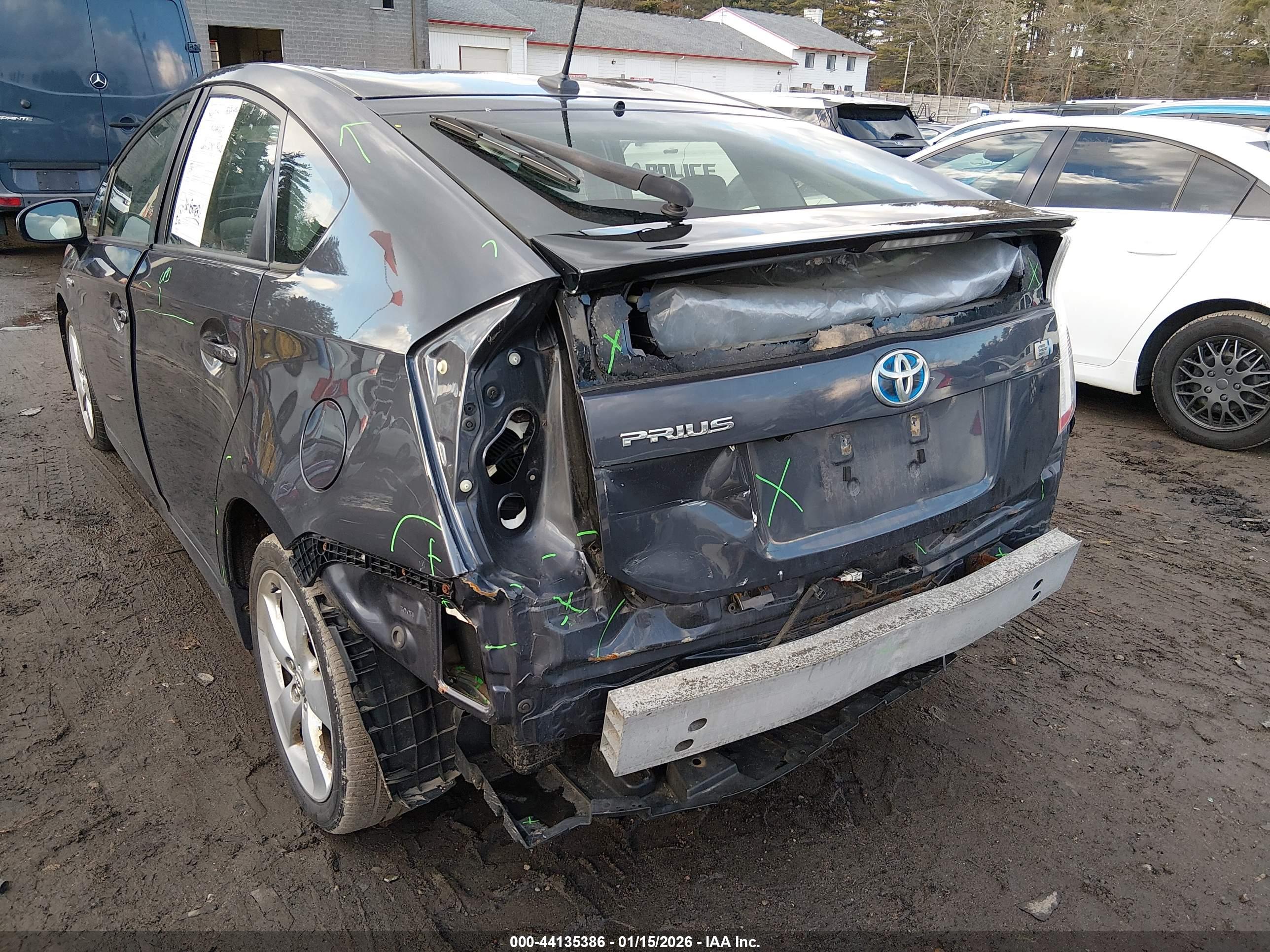 TOYOTA PRIUS image 6