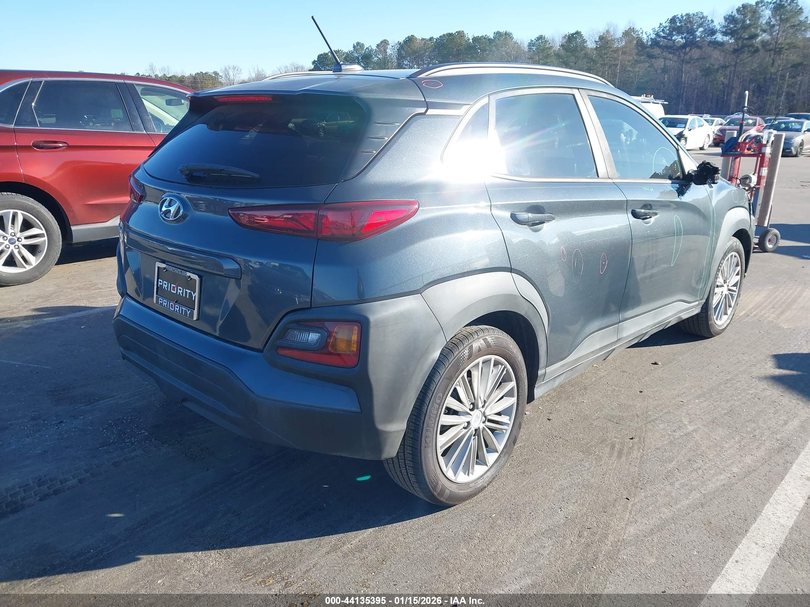 HYUNDAI KONA image 4