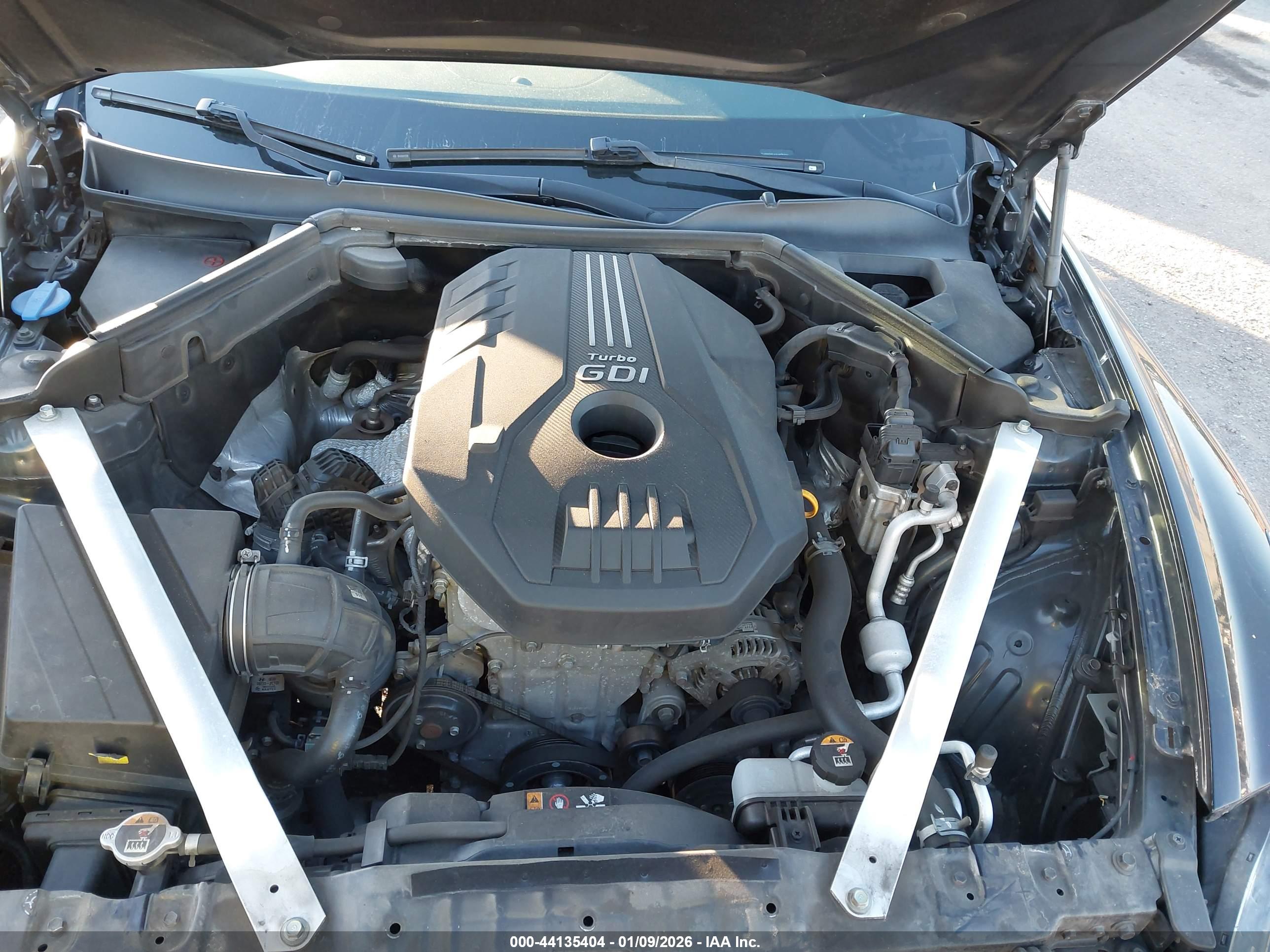 KIA STINGER image 10