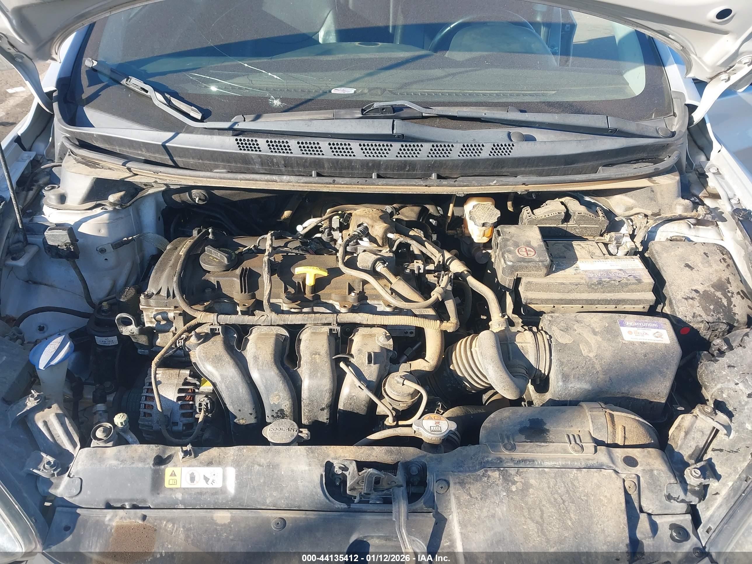 HYUNDAI ELANTRA image 10