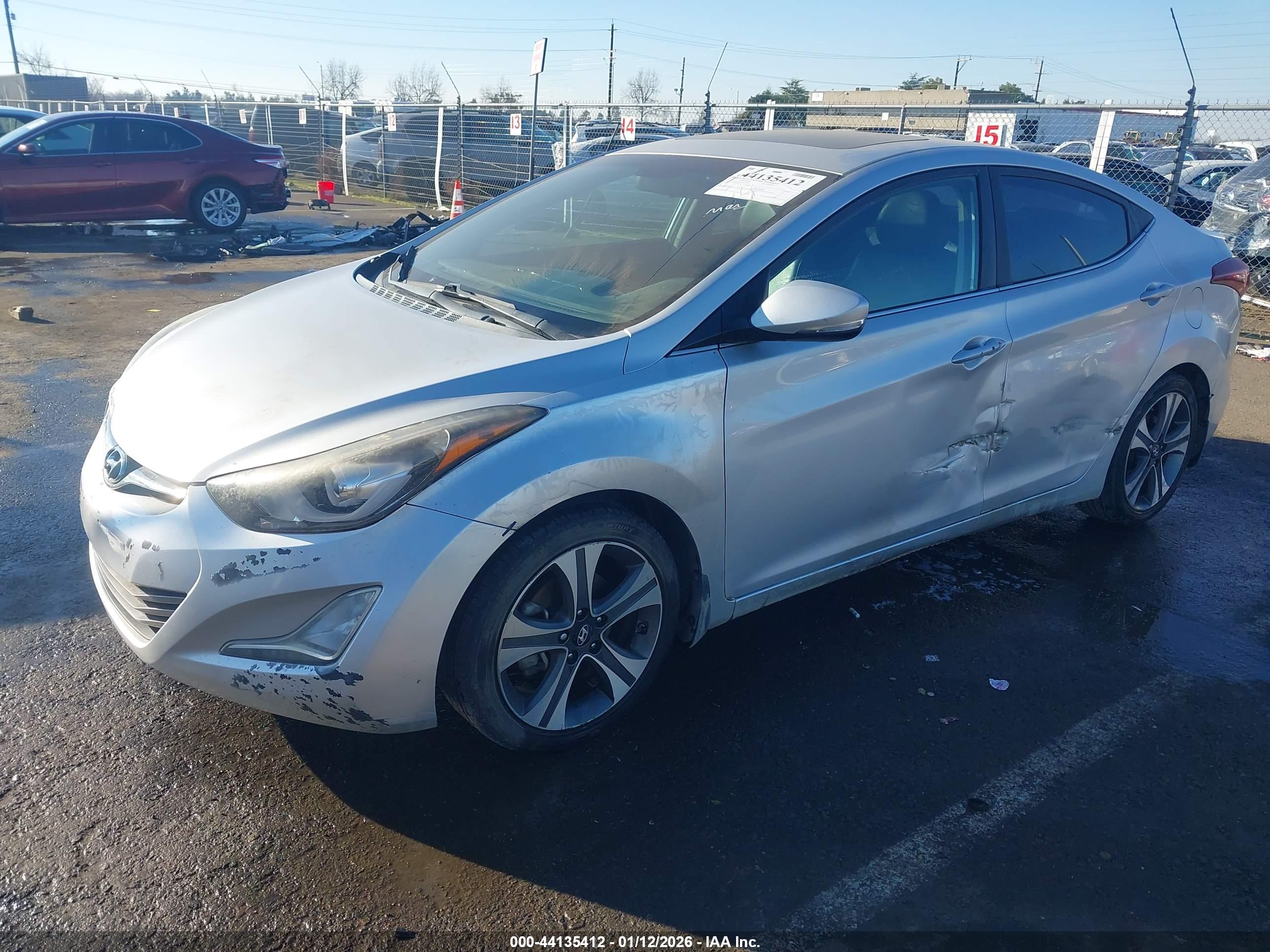 HYUNDAI ELANTRA image 2