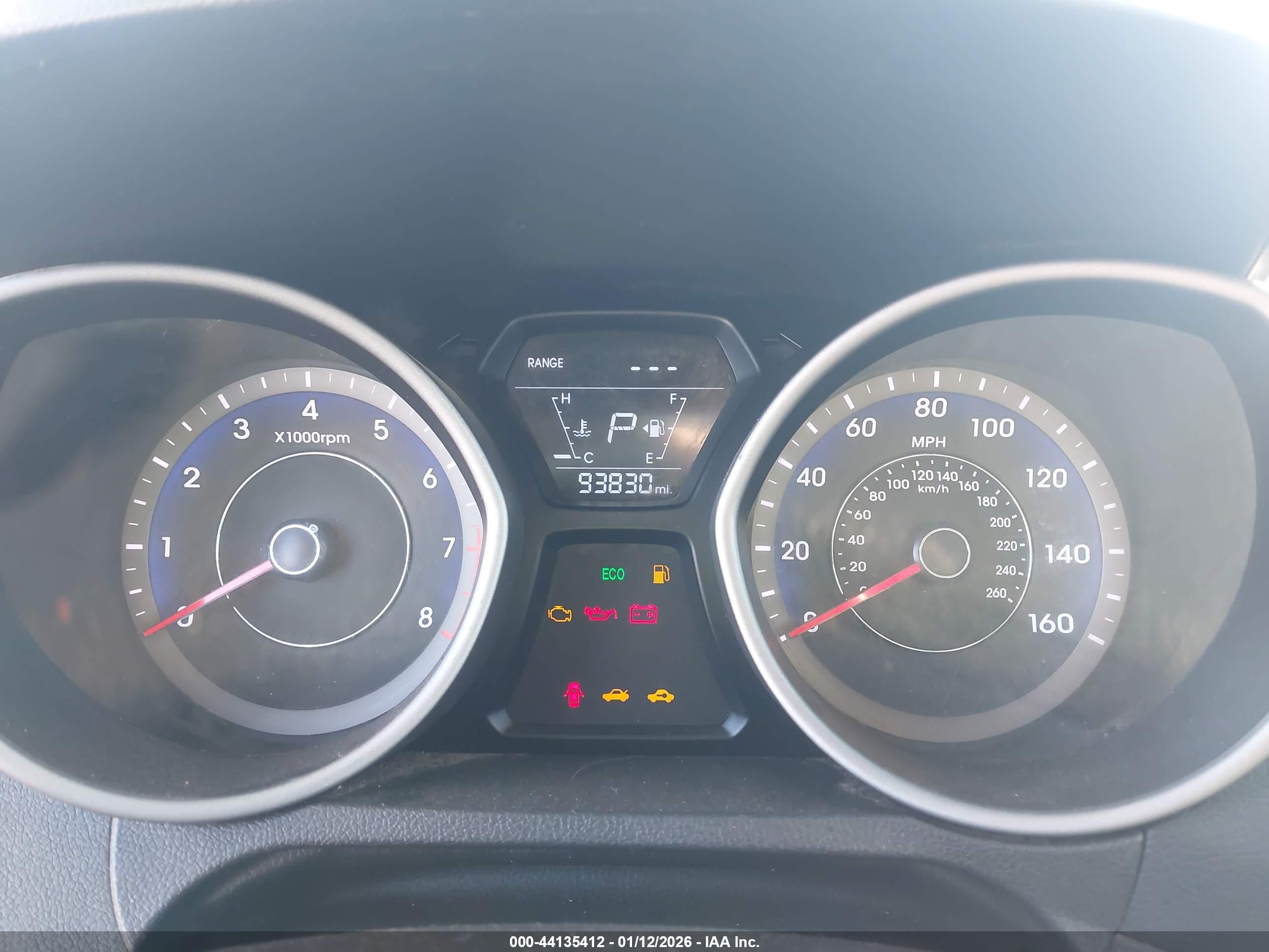 HYUNDAI ELANTRA image 7