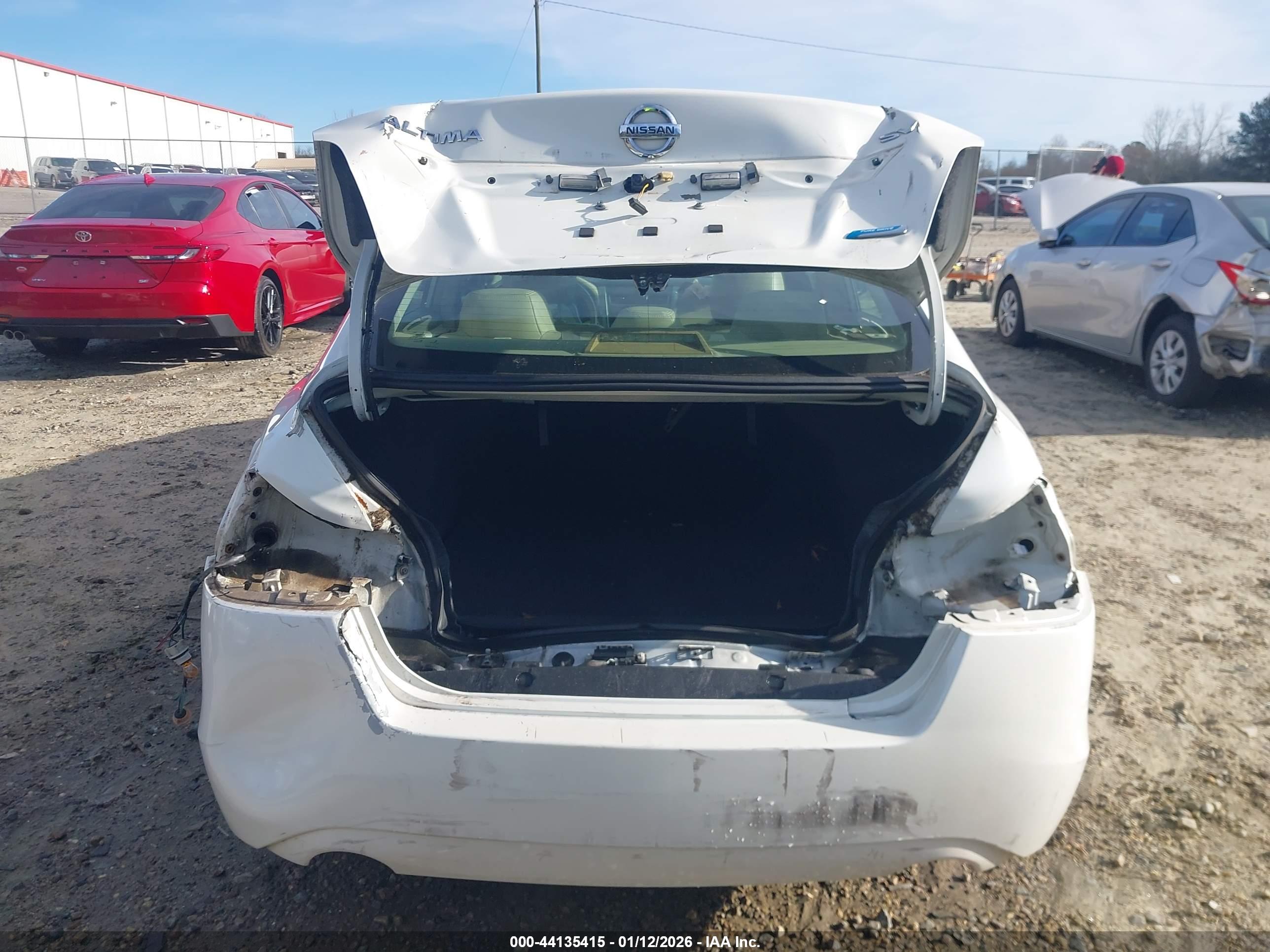 NISSAN ALTIMA image 6