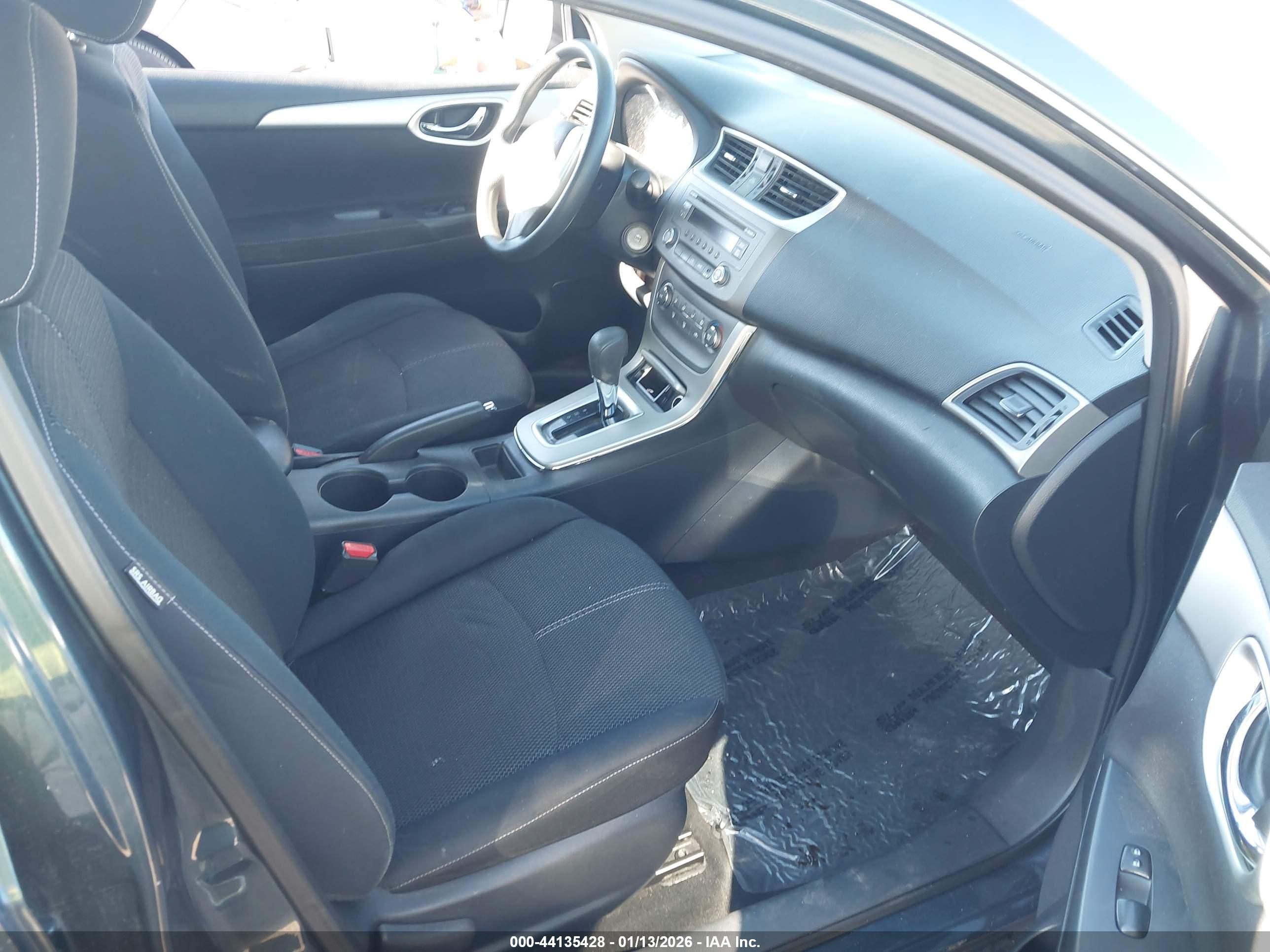 NISSAN SENTRA image 5