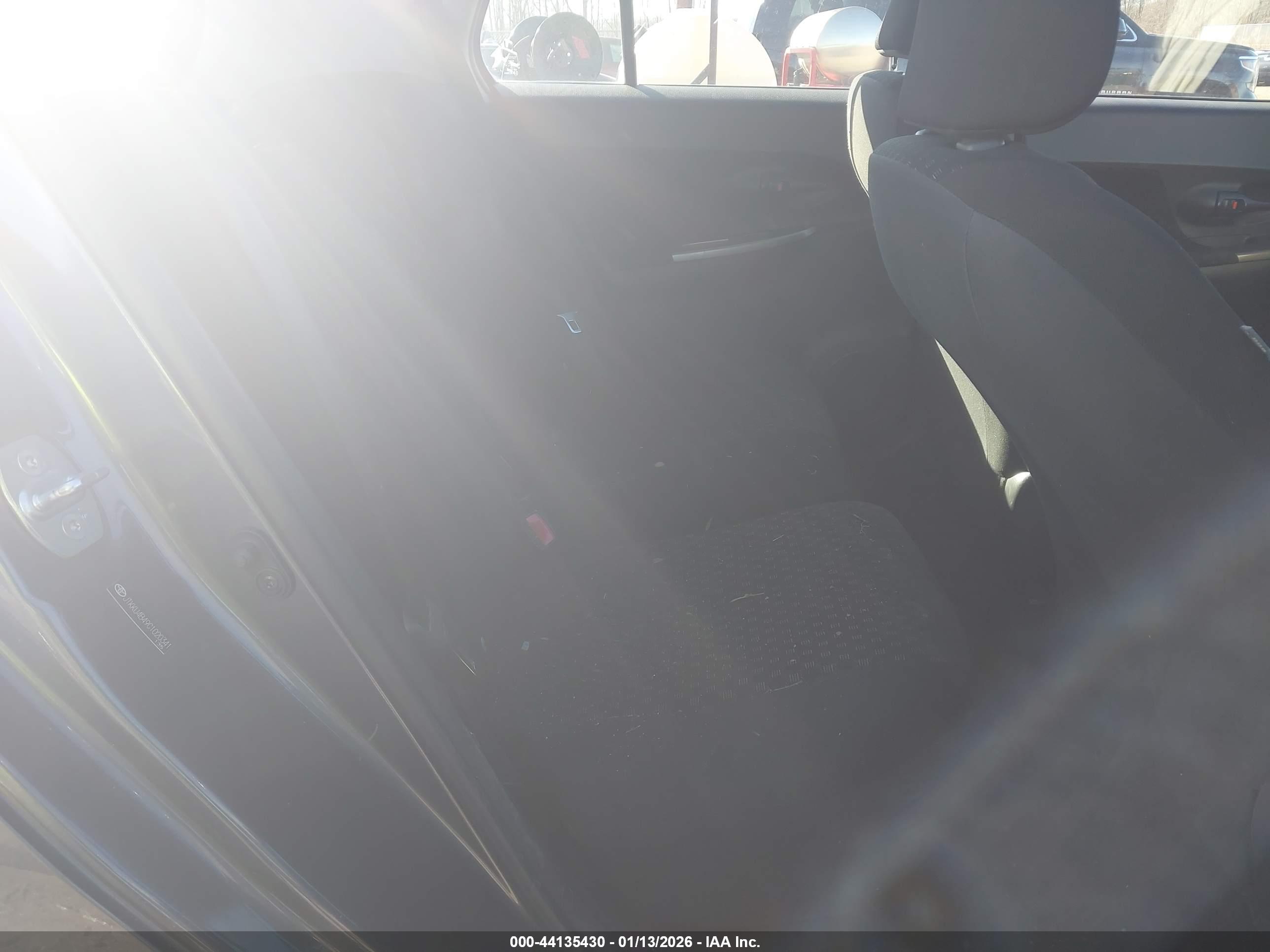 SCION XD image 8
