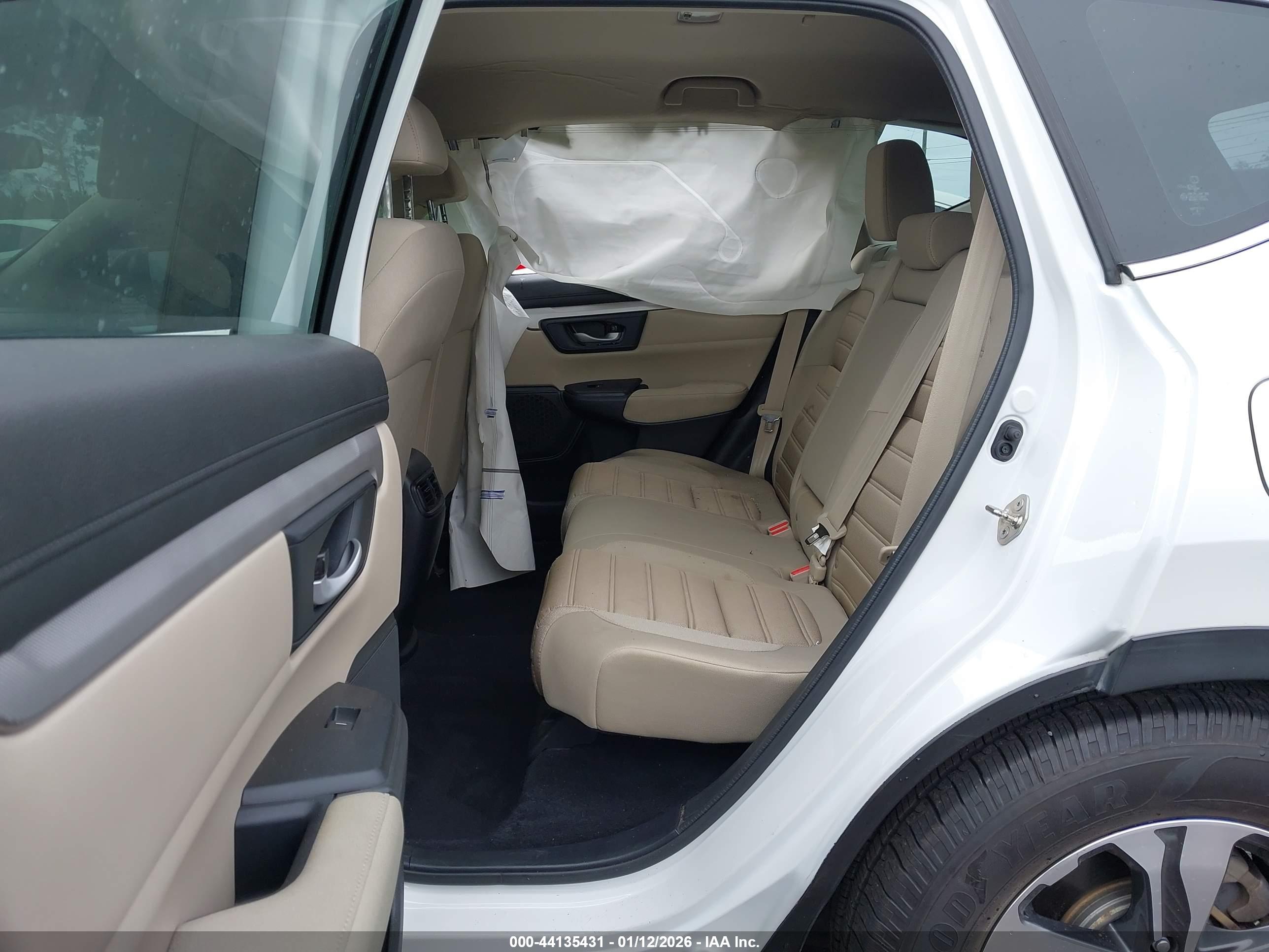 HONDA CR-V image 8