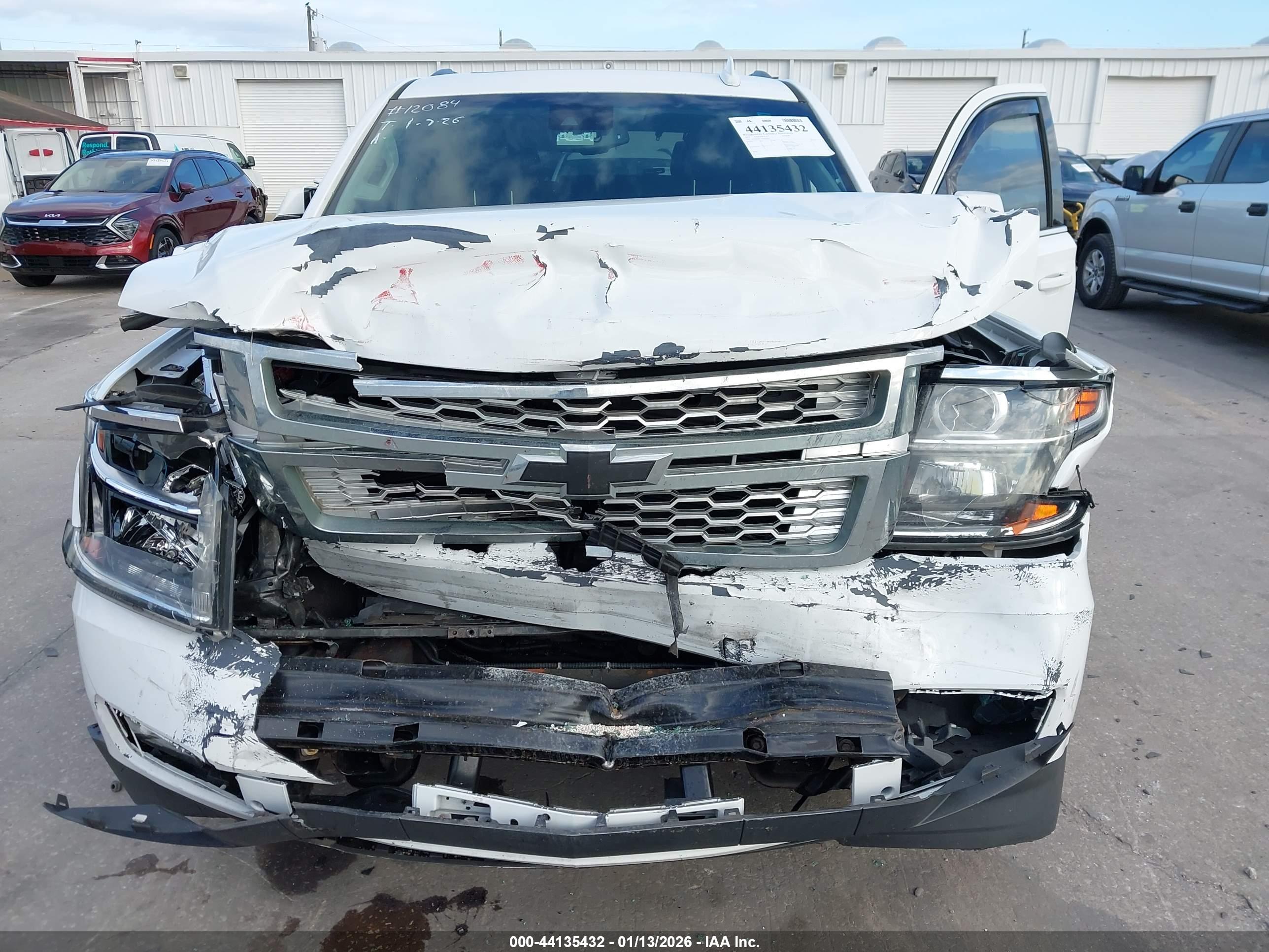 CHEVROLET TAHOE image 6