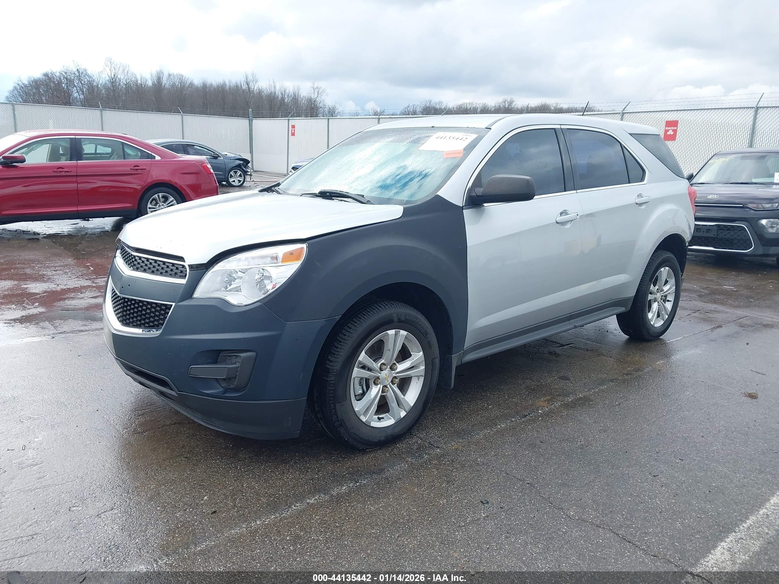 CHEVROLET EQUINOX image 2