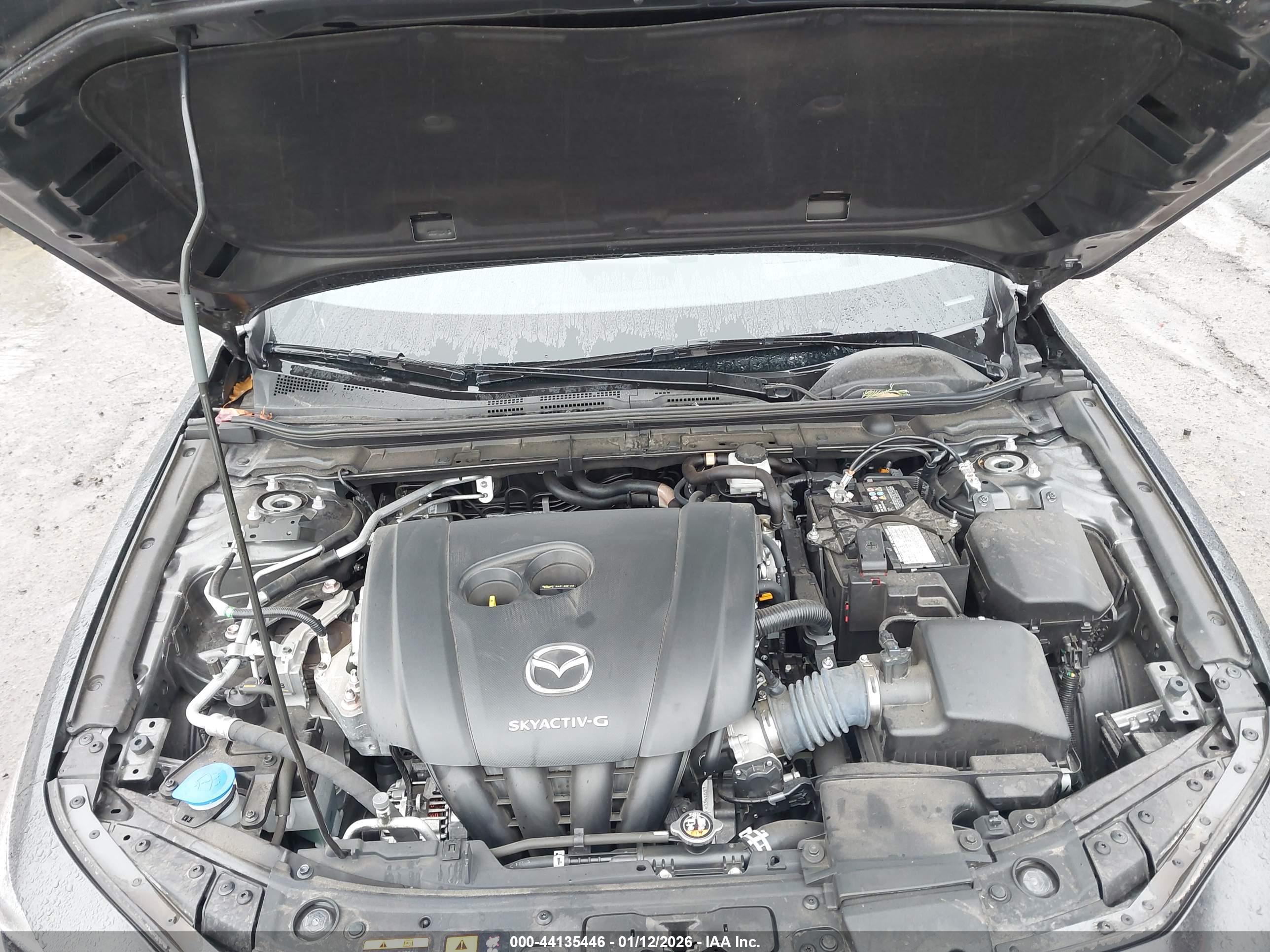 MAZDA MAZDA3 image 10