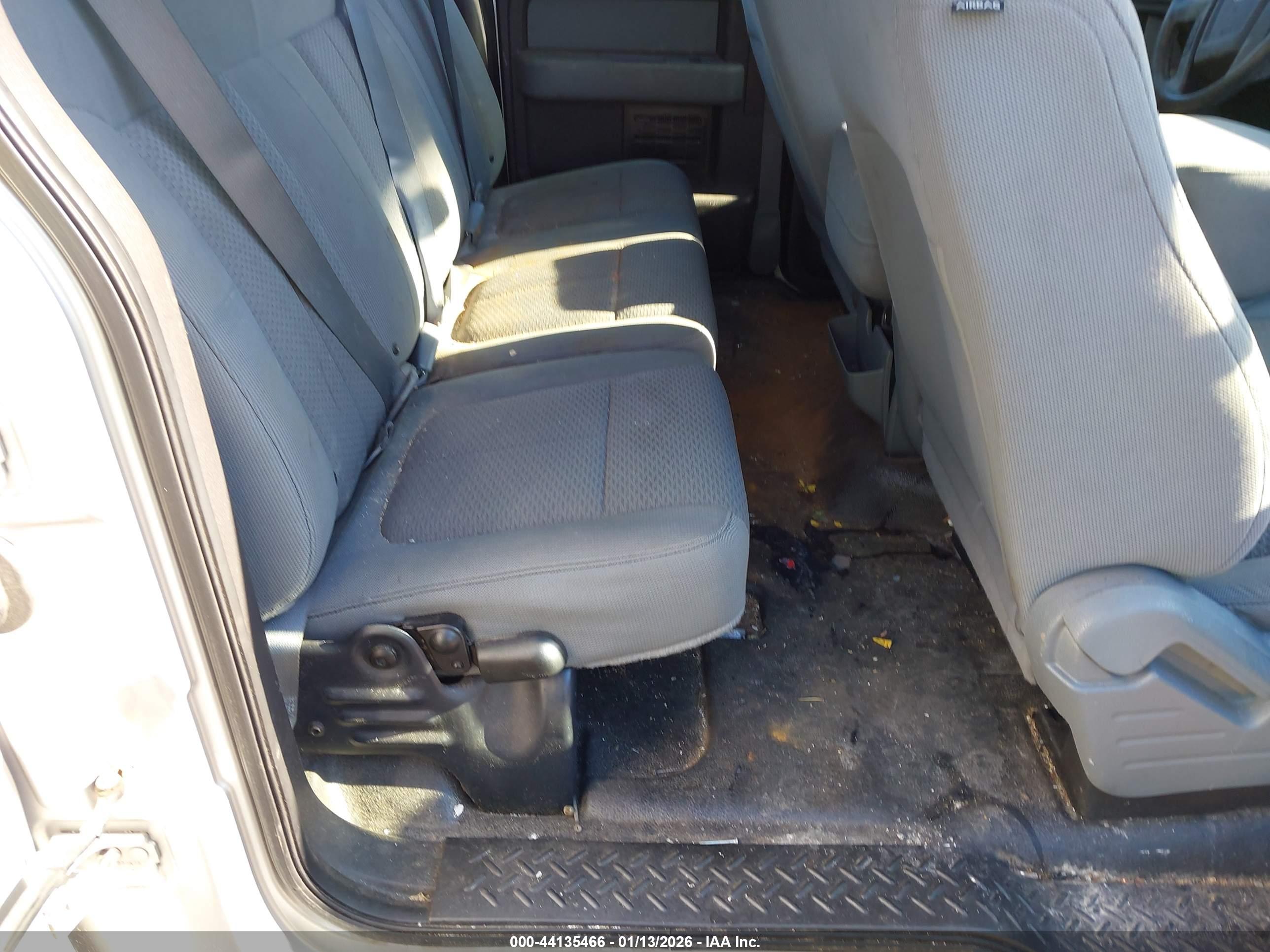 FORD F-150 image 8