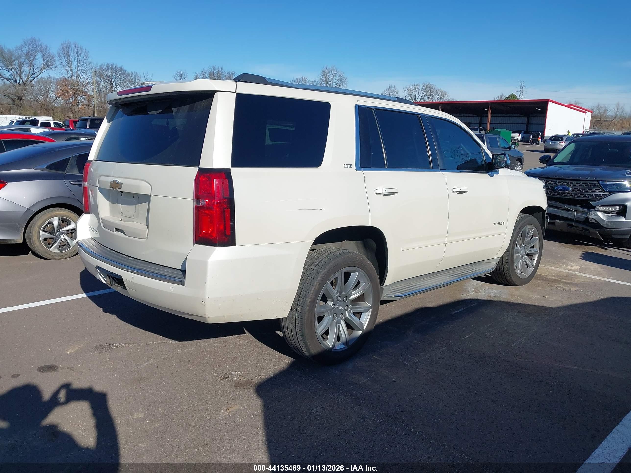 CHEVROLET TAHOE image 4