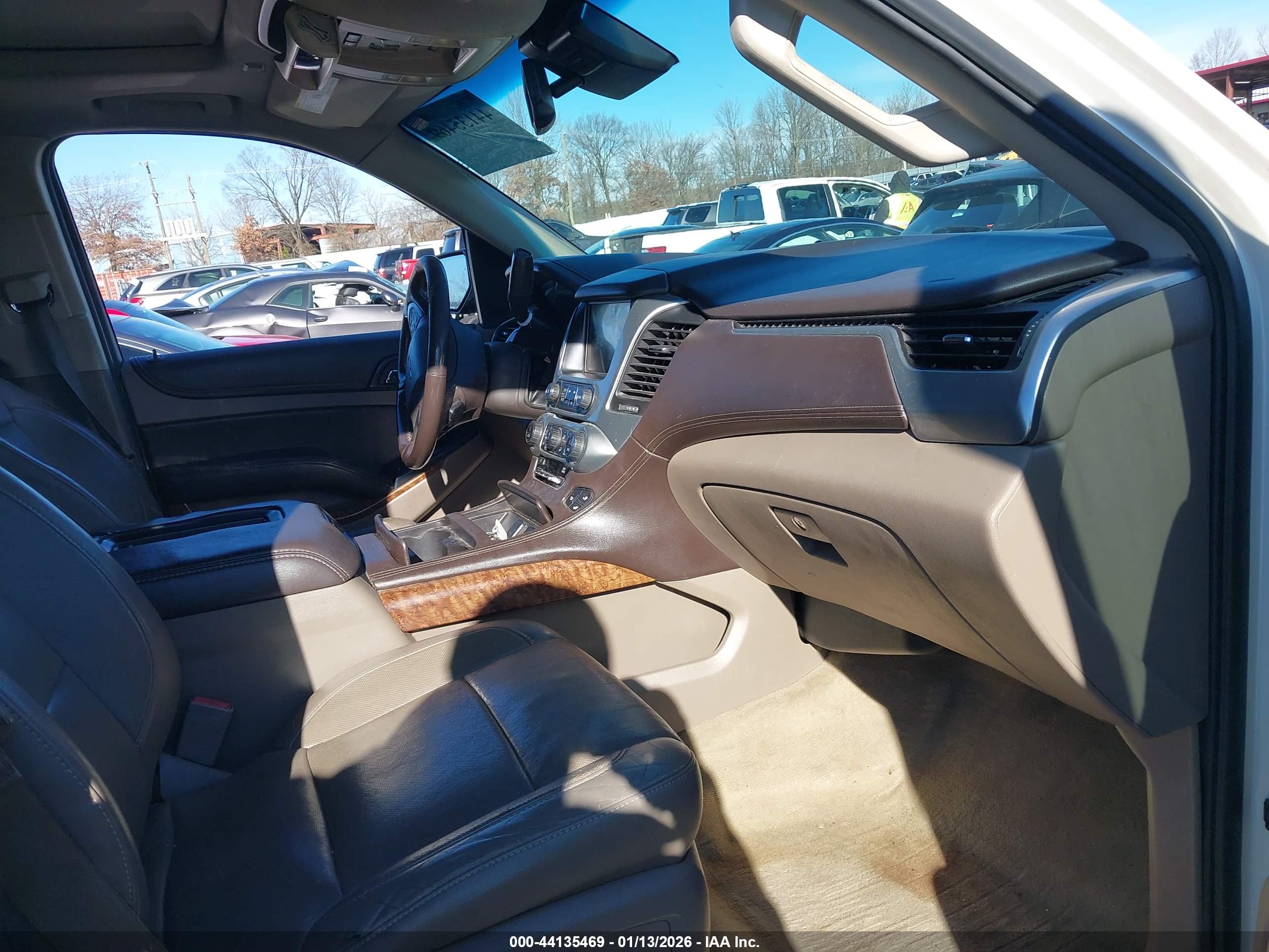 CHEVROLET TAHOE image 5