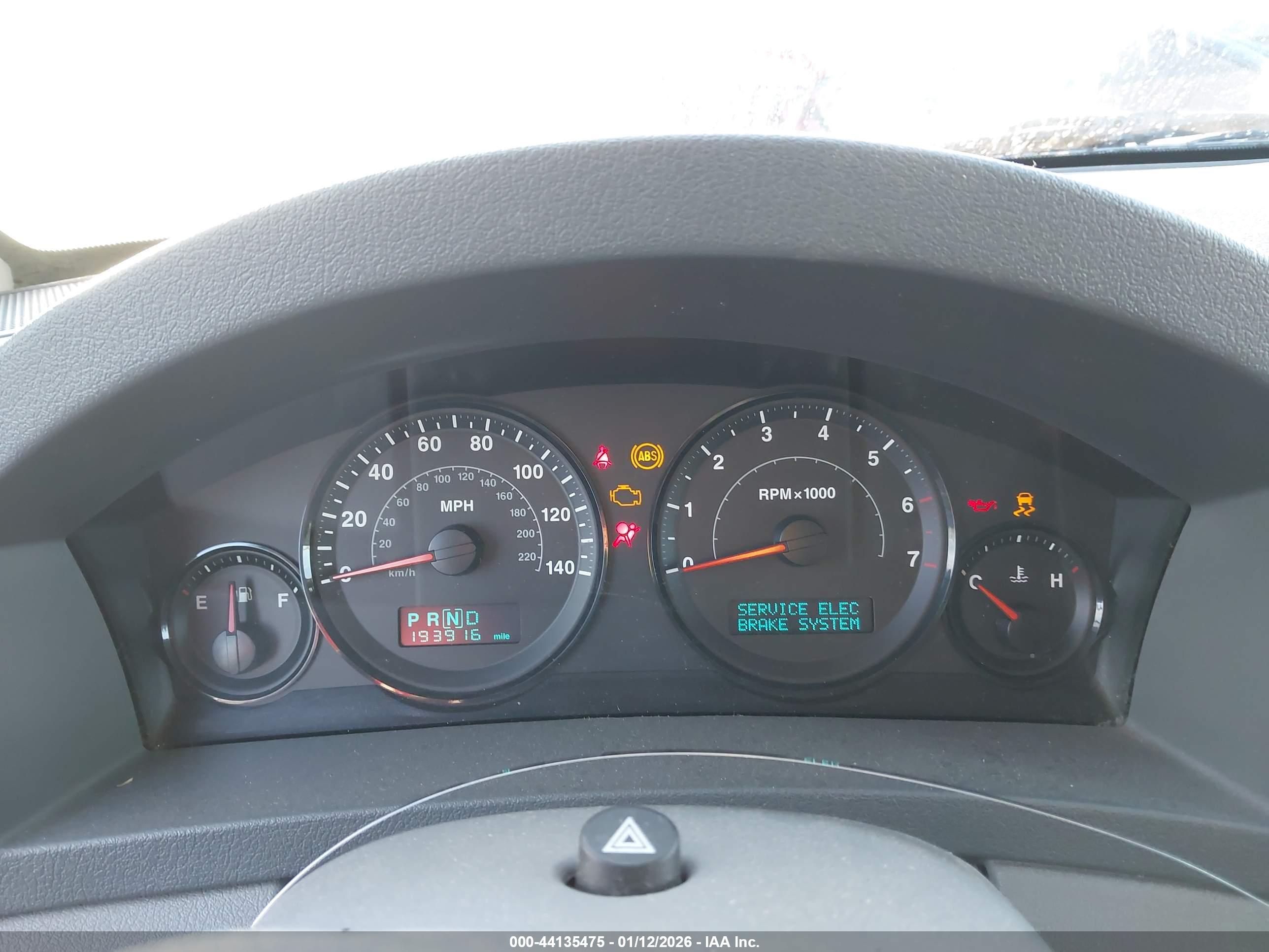 JEEP GRAND image 7