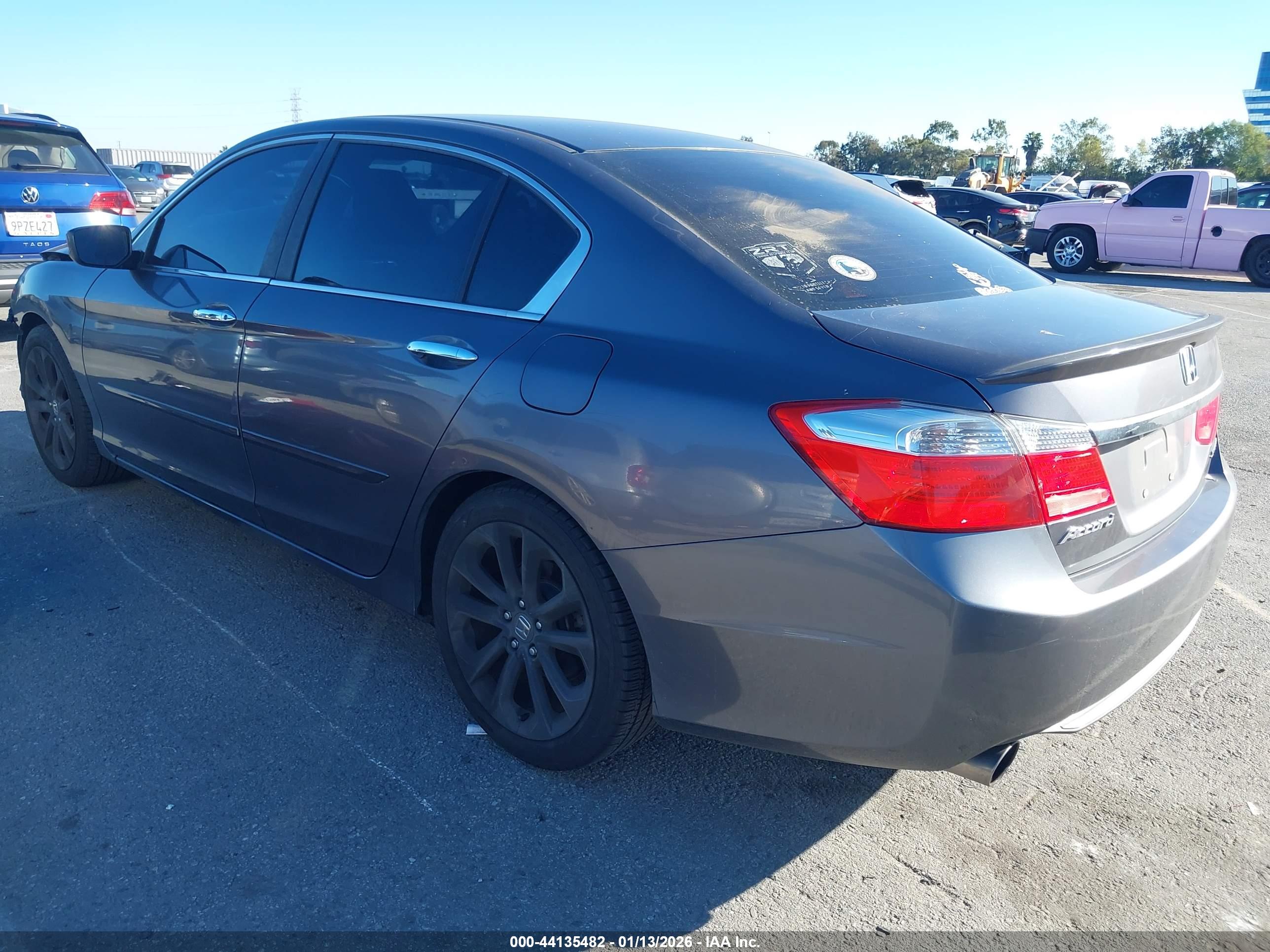 HONDA ACCORD image 3