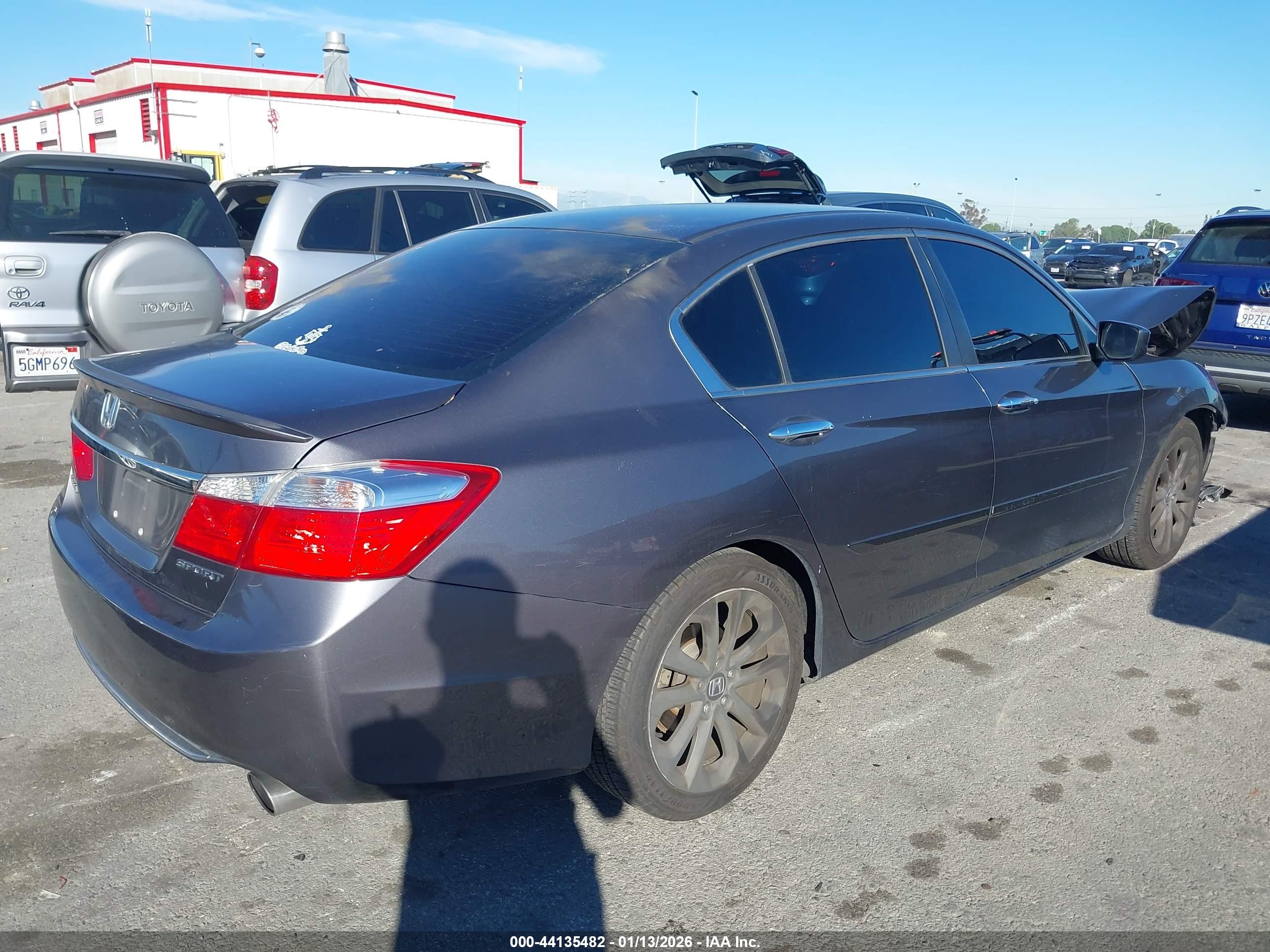 HONDA ACCORD image 4