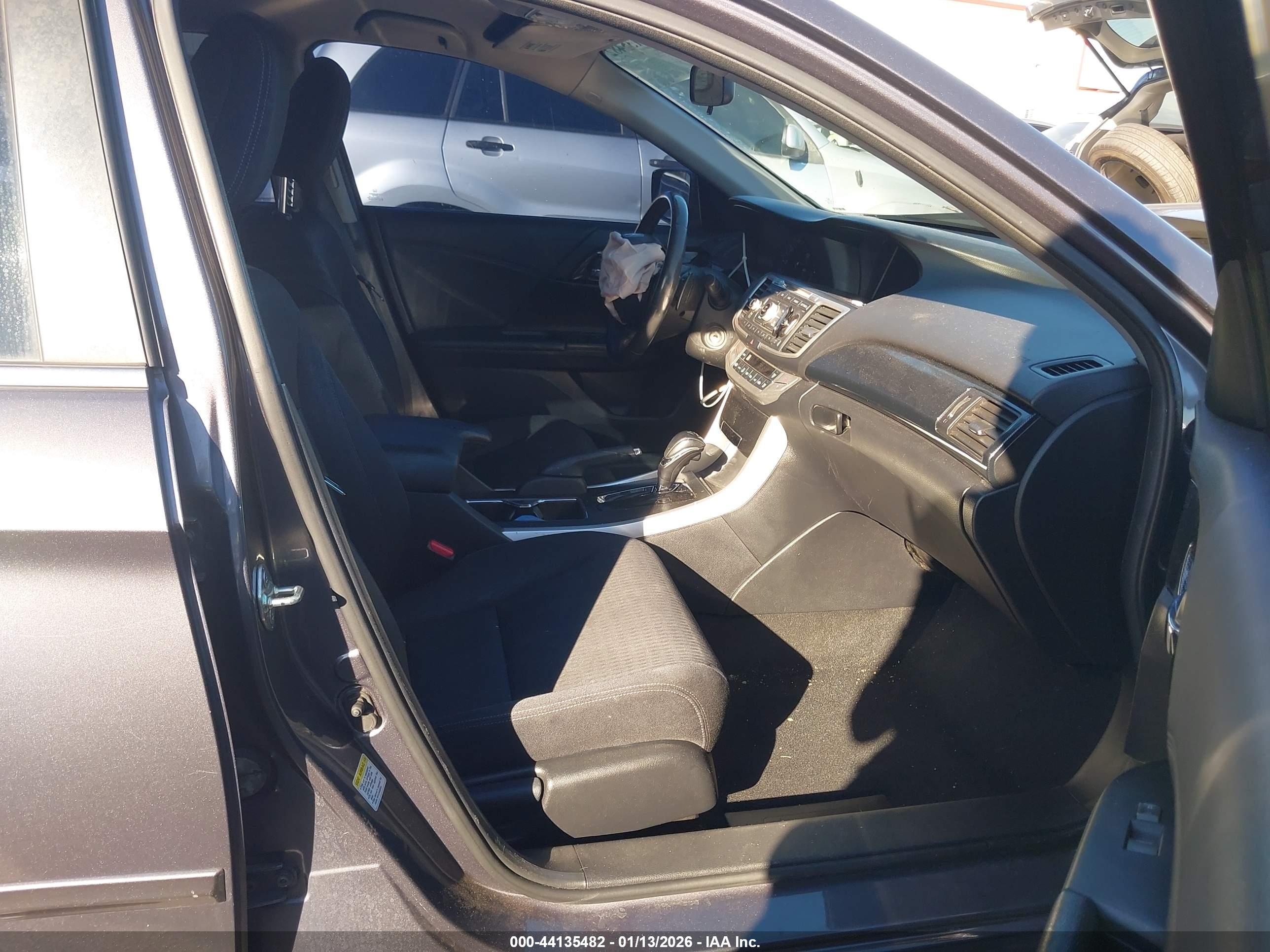 HONDA ACCORD image 5