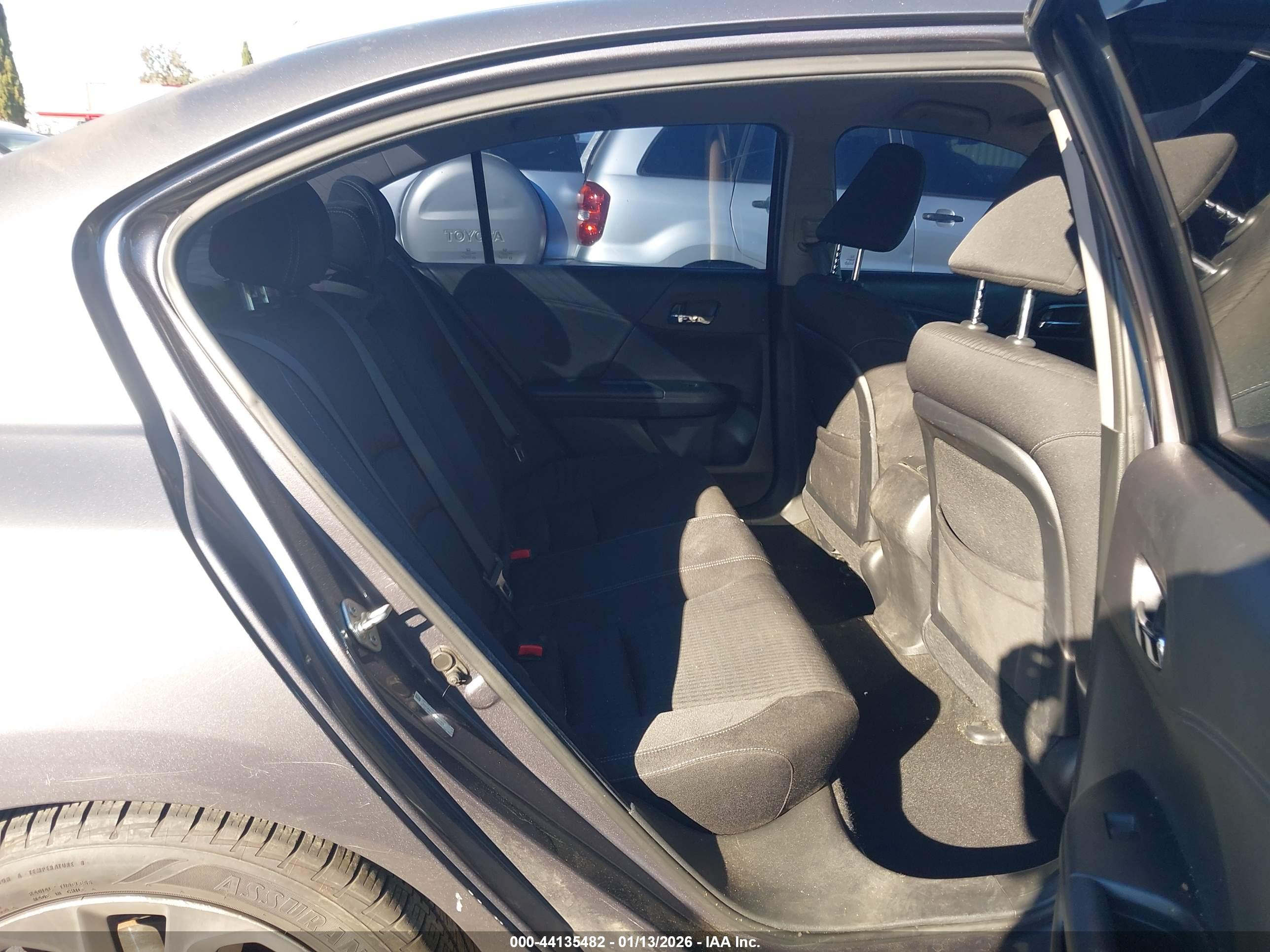 HONDA ACCORD image 8