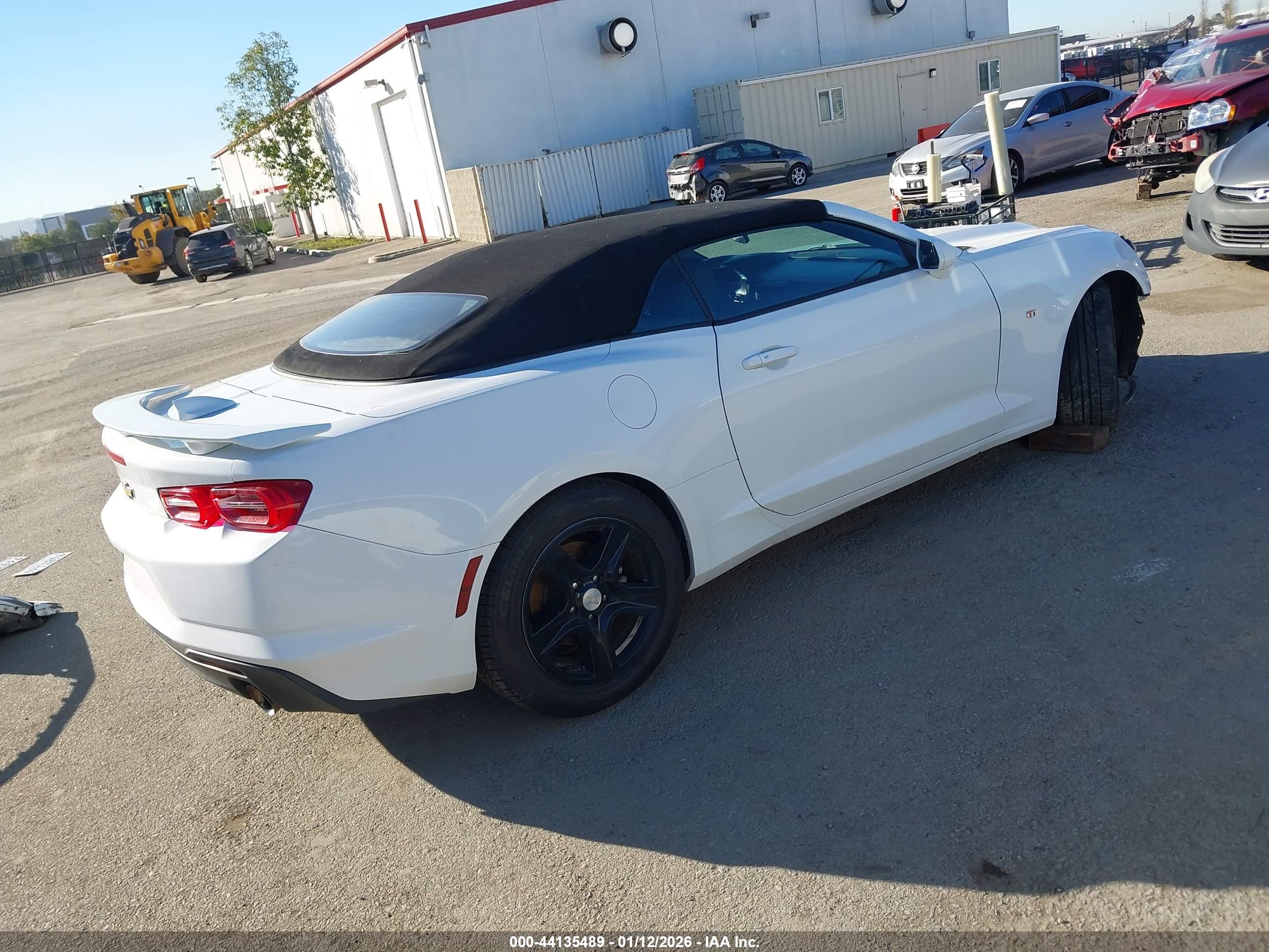 CHEVROLET CAMARO image 4