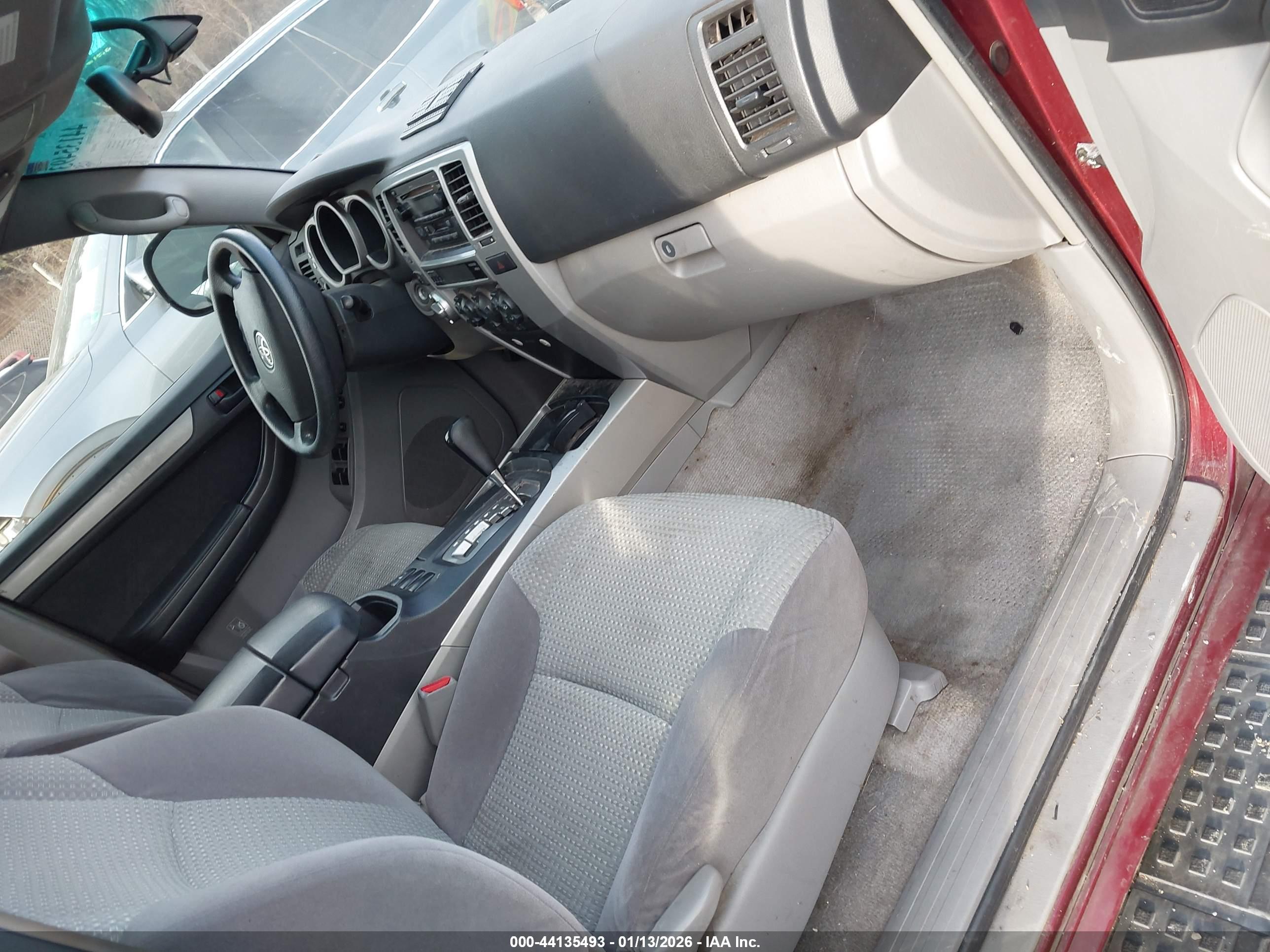 TOYOTA 4RUNNER image 5