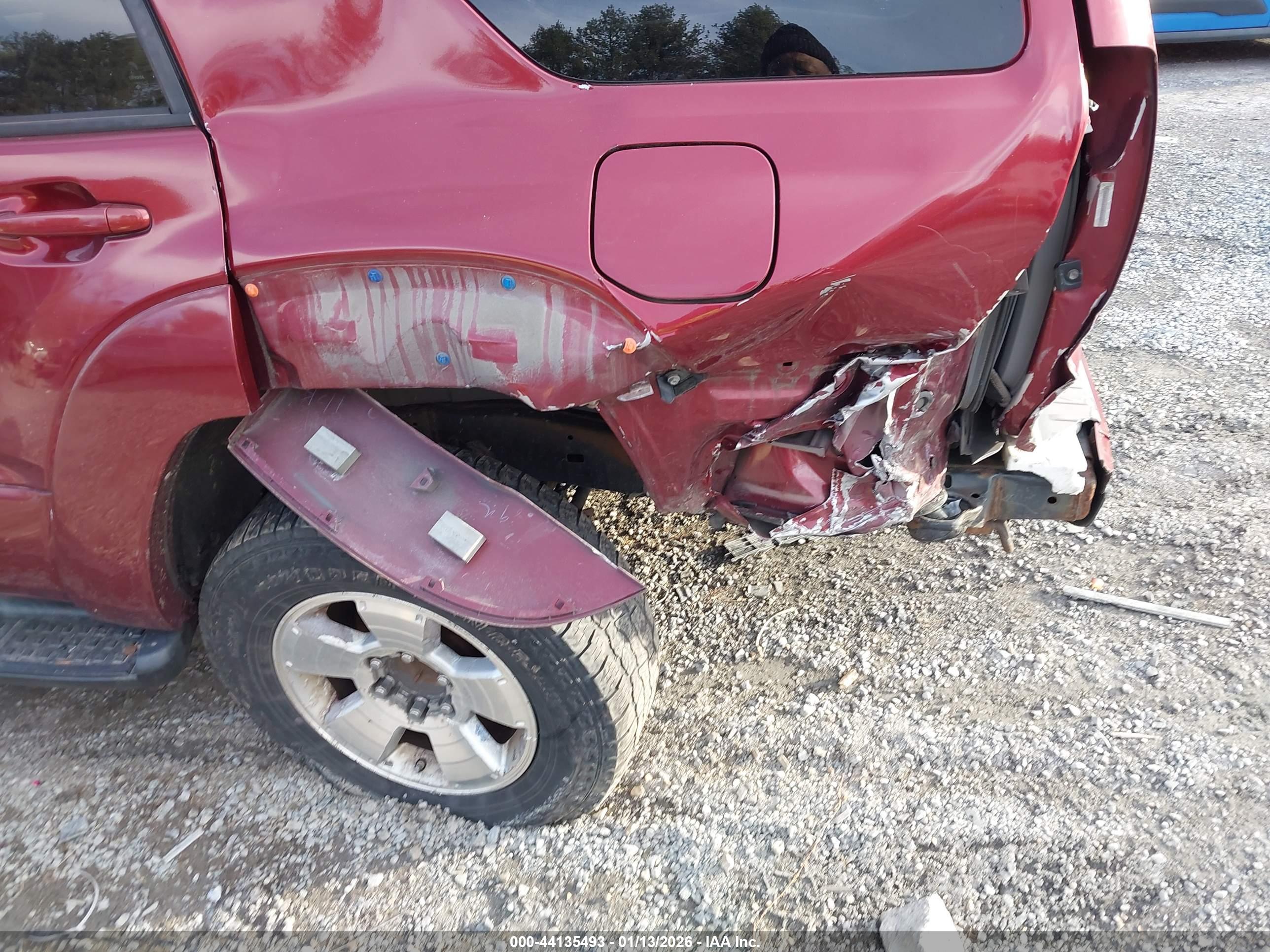 TOYOTA 4RUNNER image 6