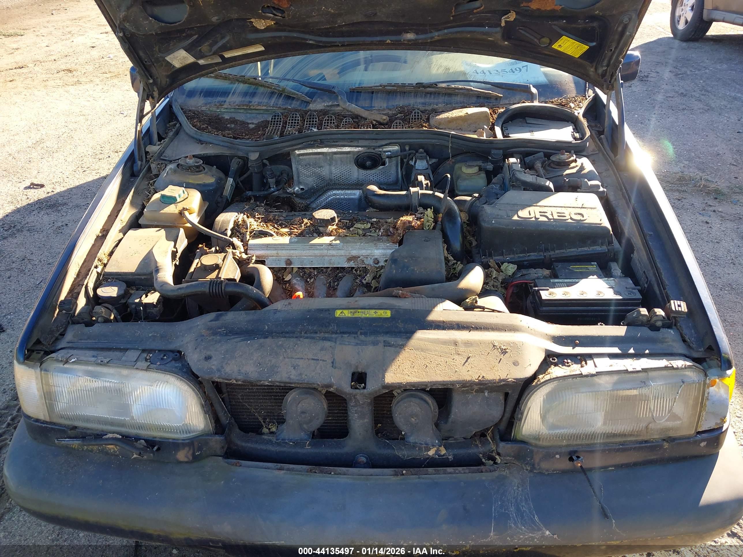 VOLVO 850 image 10