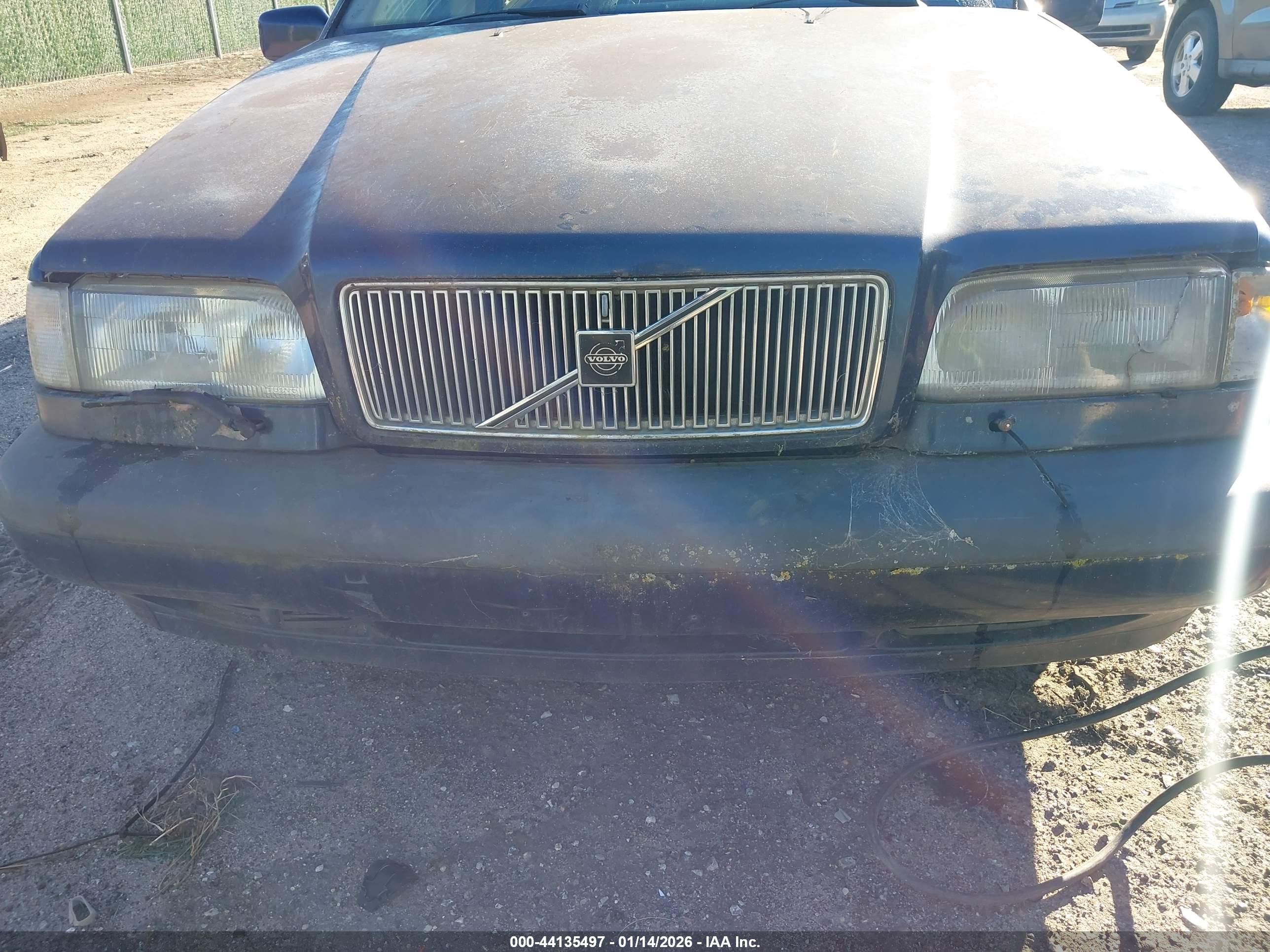 VOLVO 850 image 6
