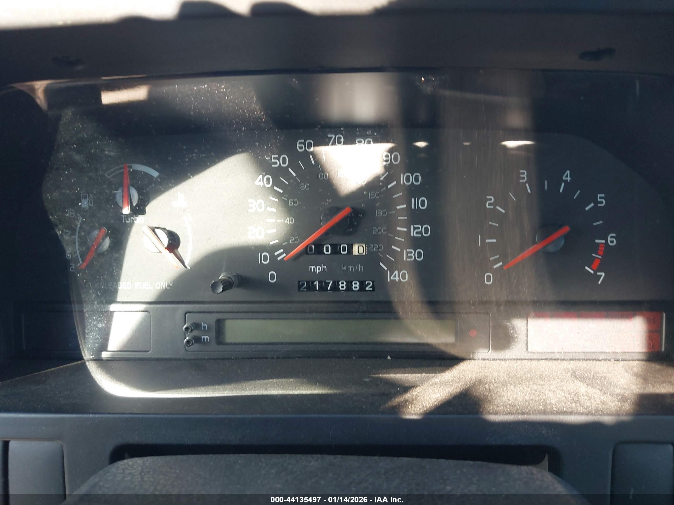 VOLVO 850 image 7