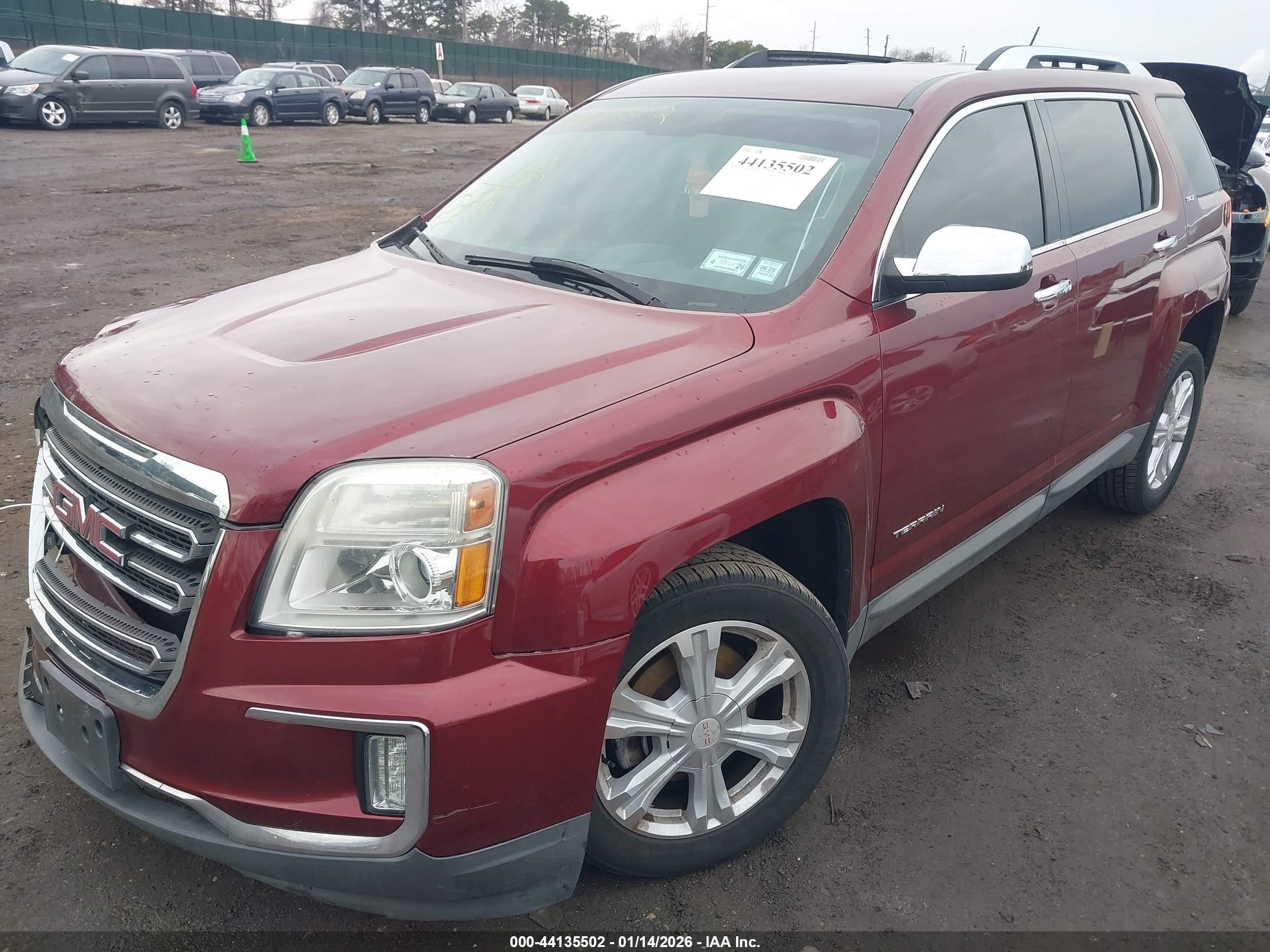 GMC TERRAIN image 2