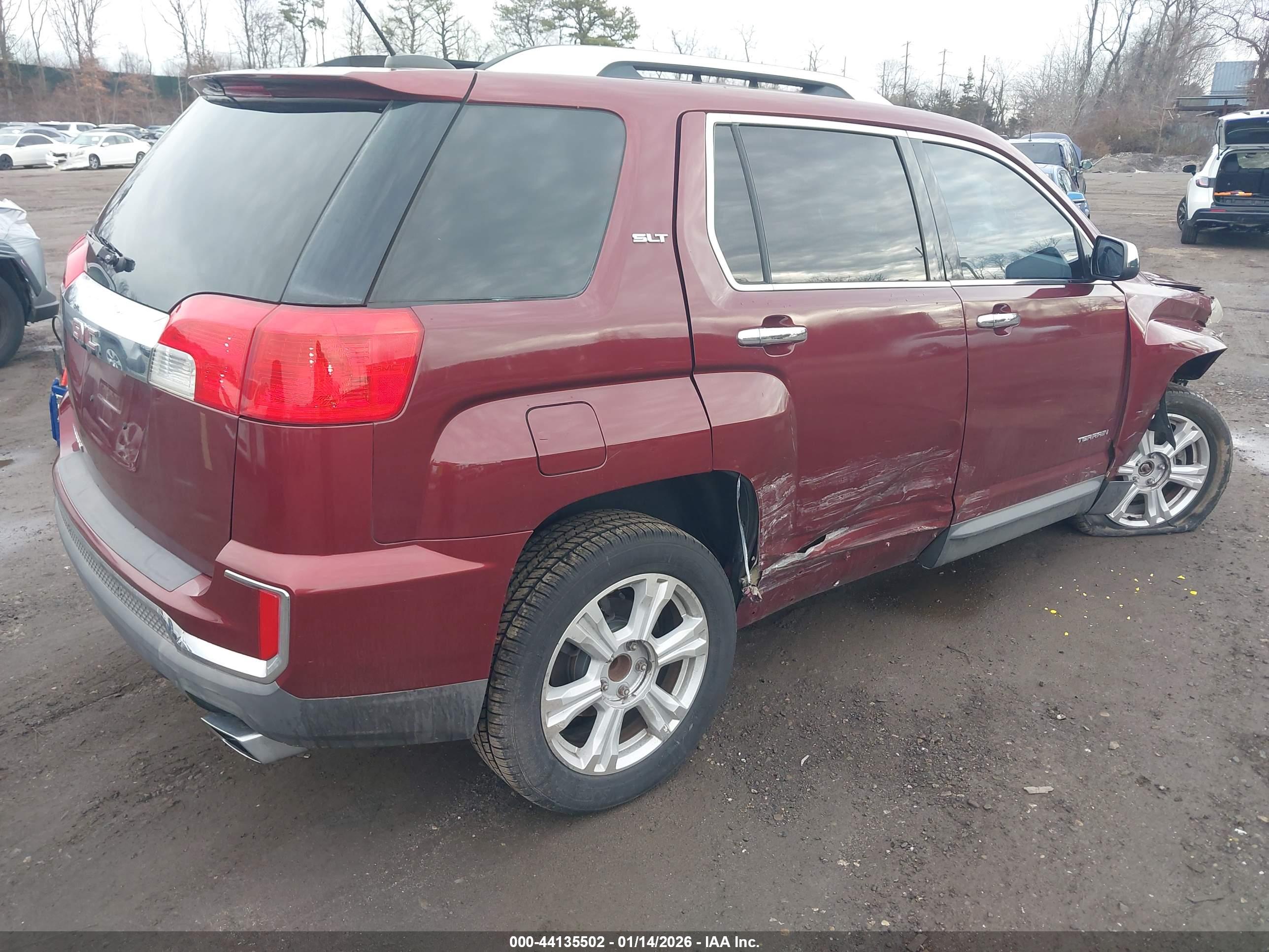GMC TERRAIN image 4