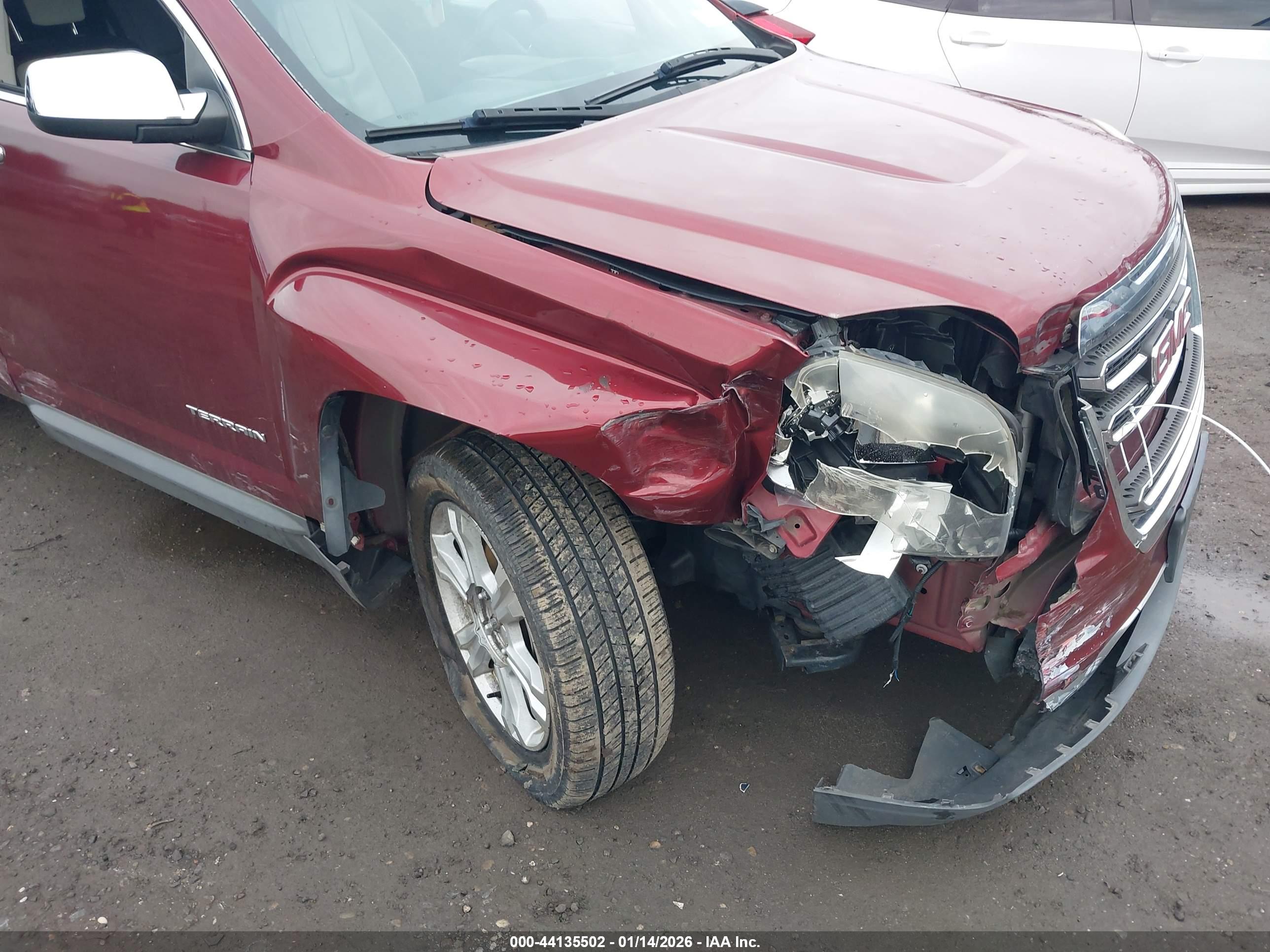GMC TERRAIN image 6