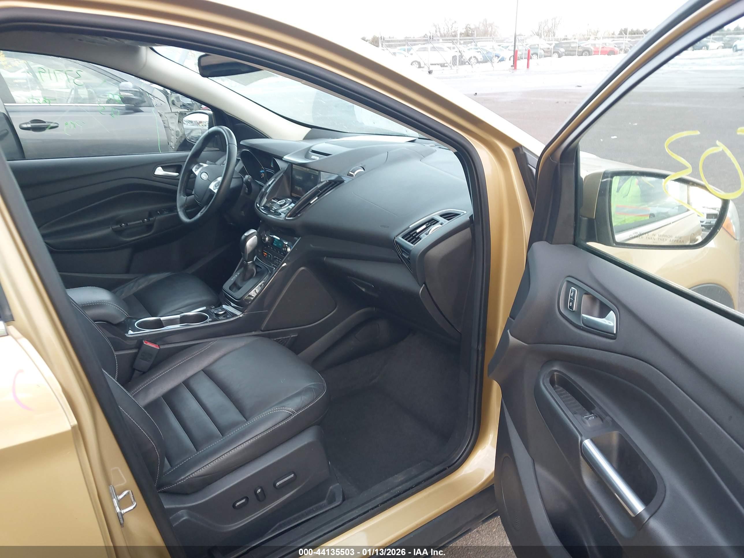 FORD ESCAPE image 5