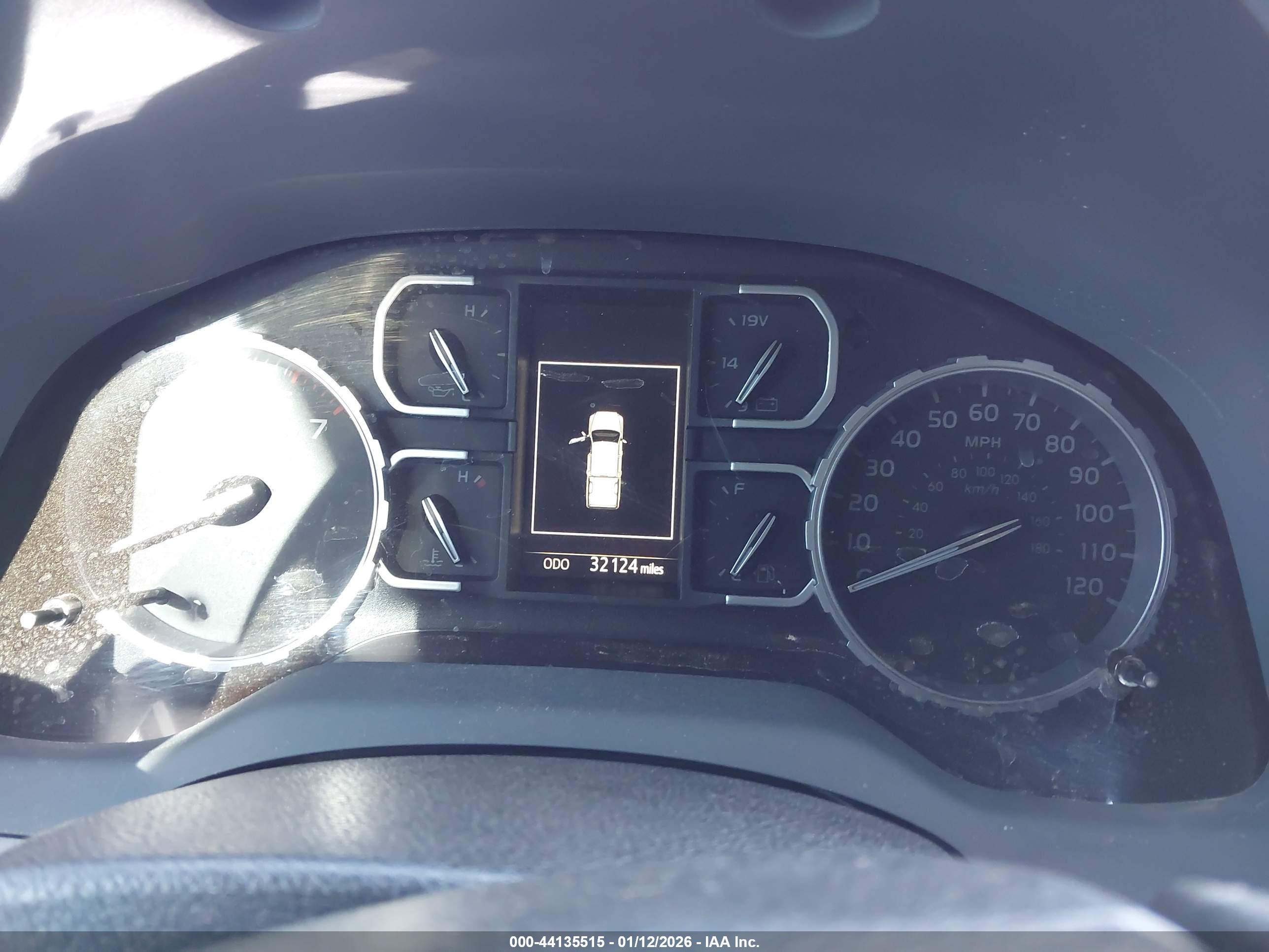TOYOTA TUNDRA image 7