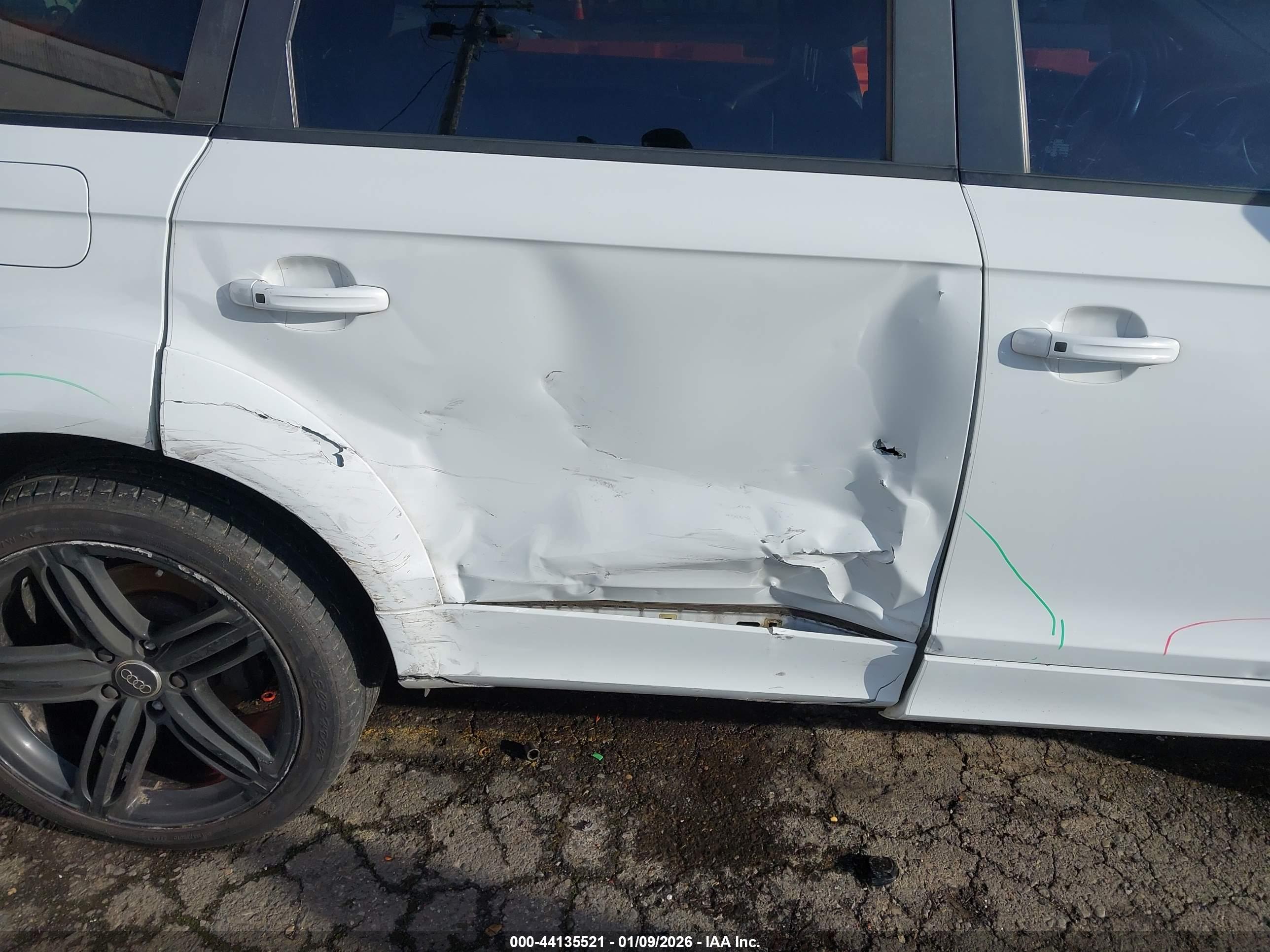 AUDI Q7 image 6