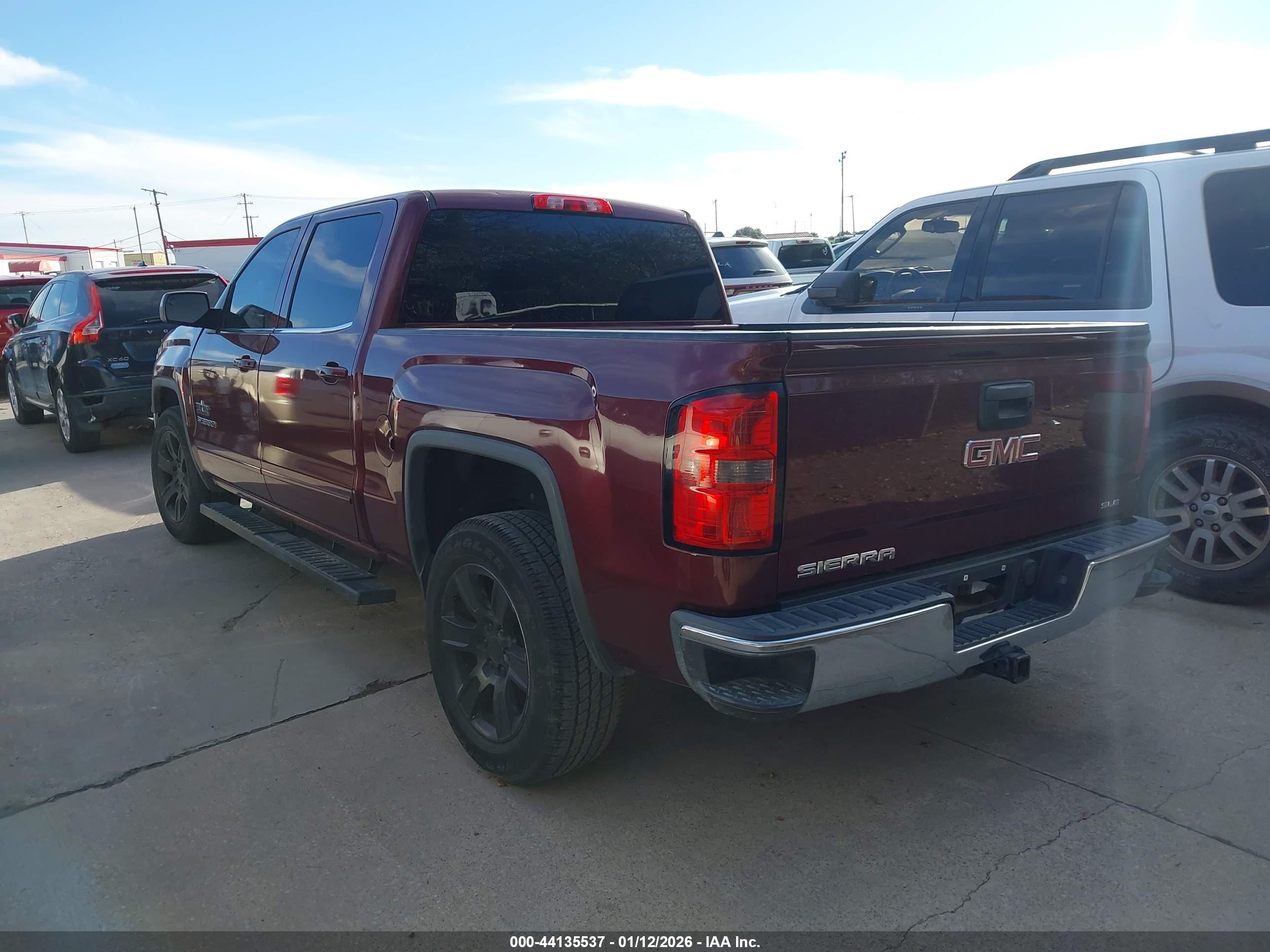 GMC SIERRA image 3