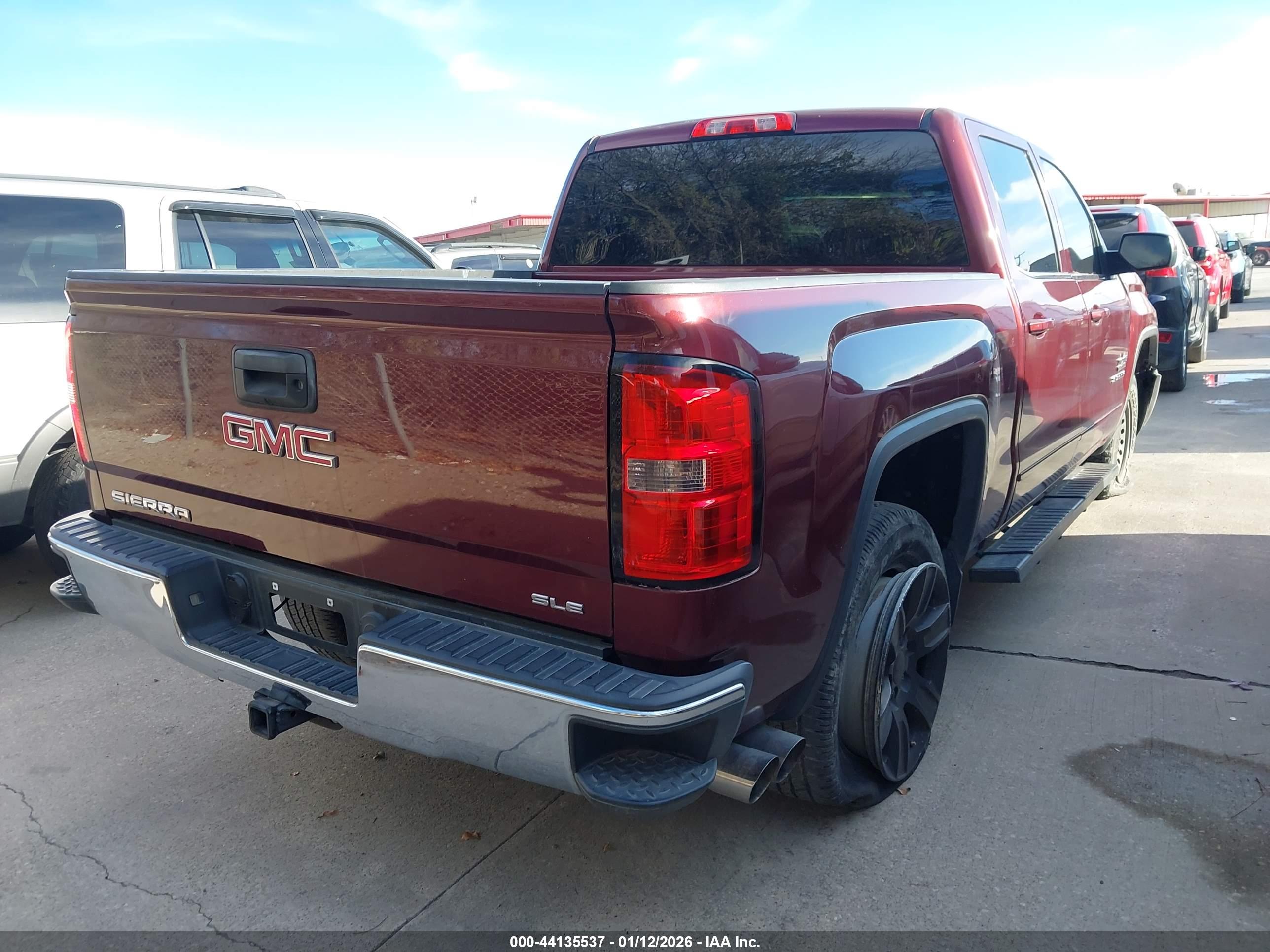 GMC SIERRA image 4